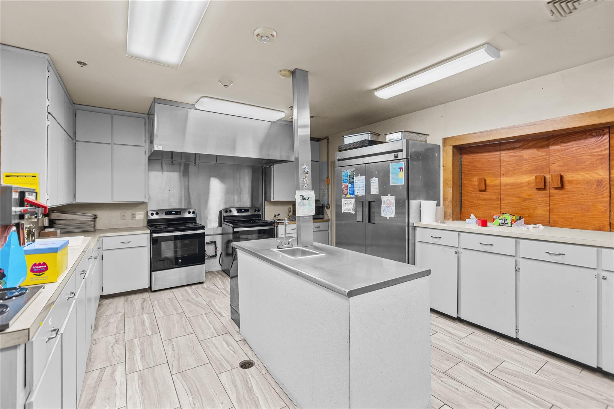 main property photo 20