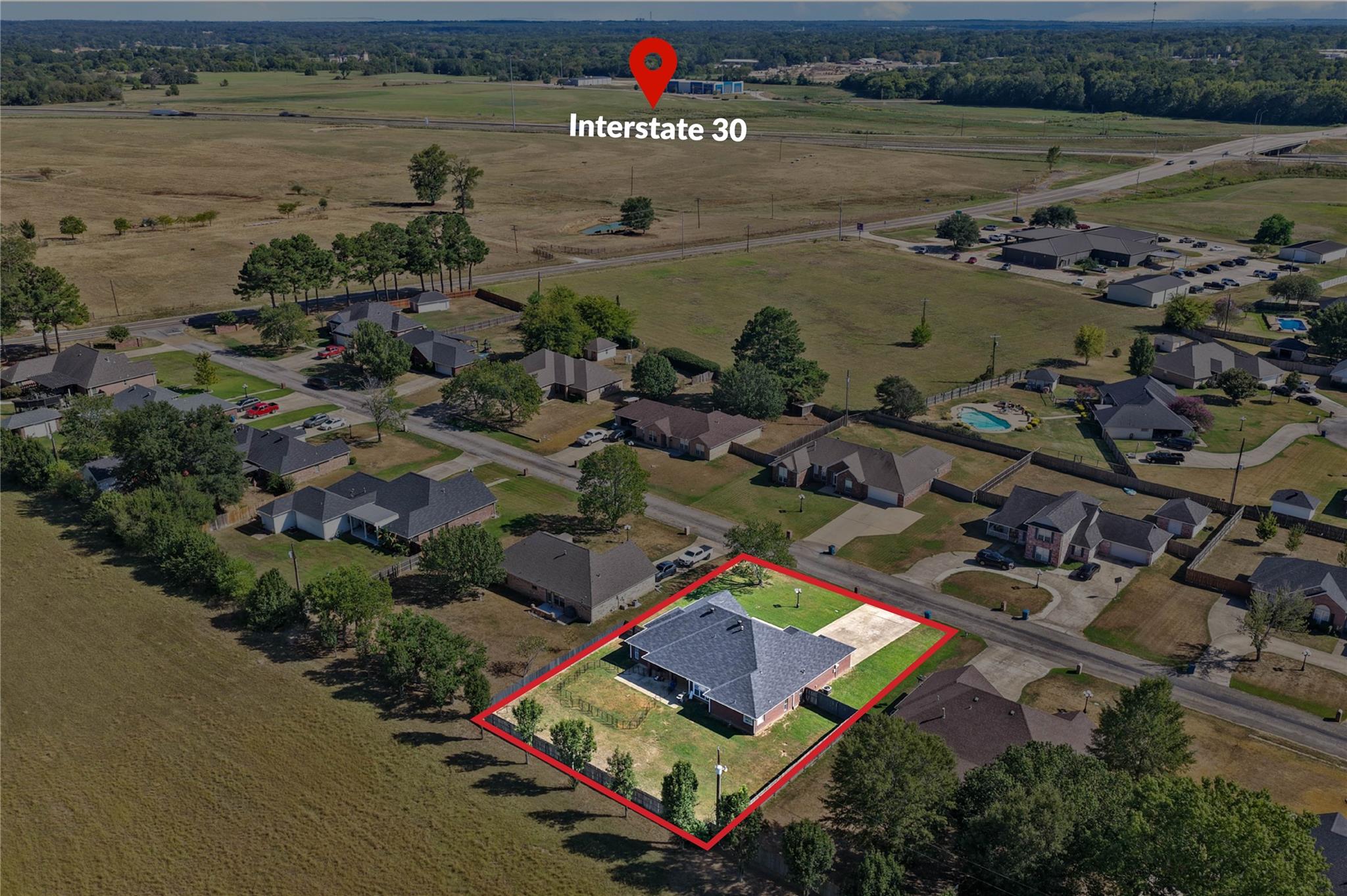 main property photo 23
