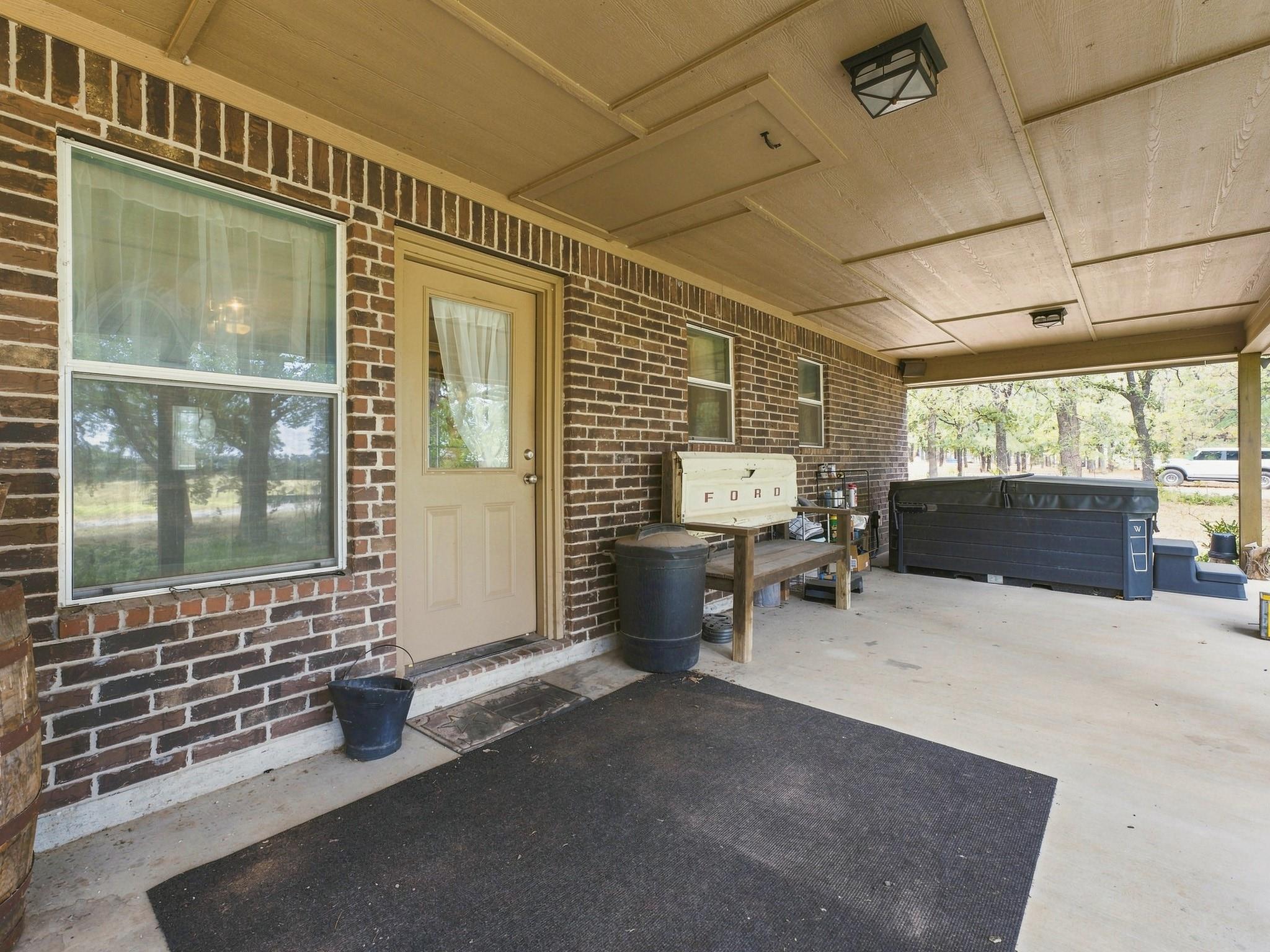 main property photo 19