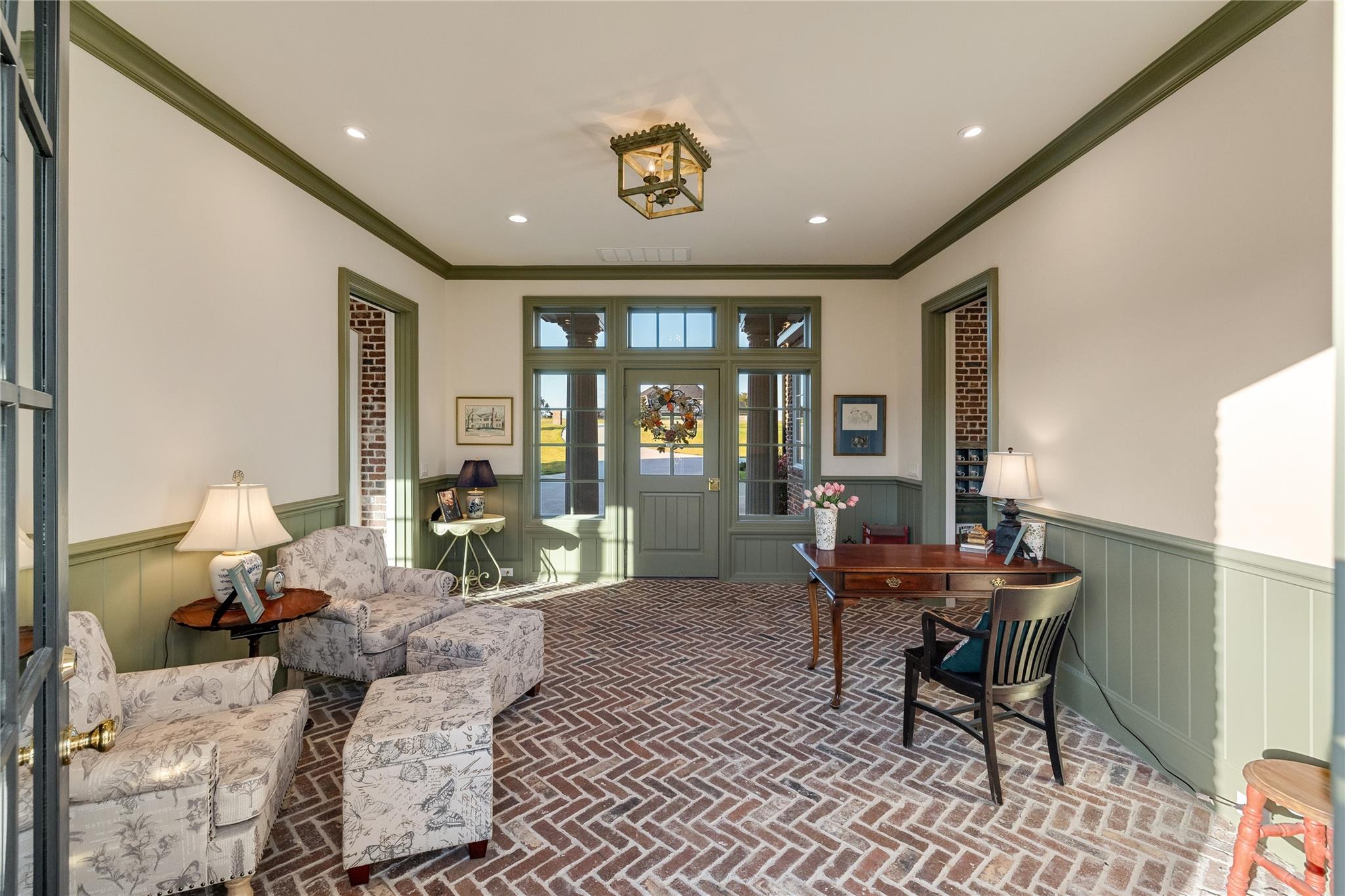 main property photo 15