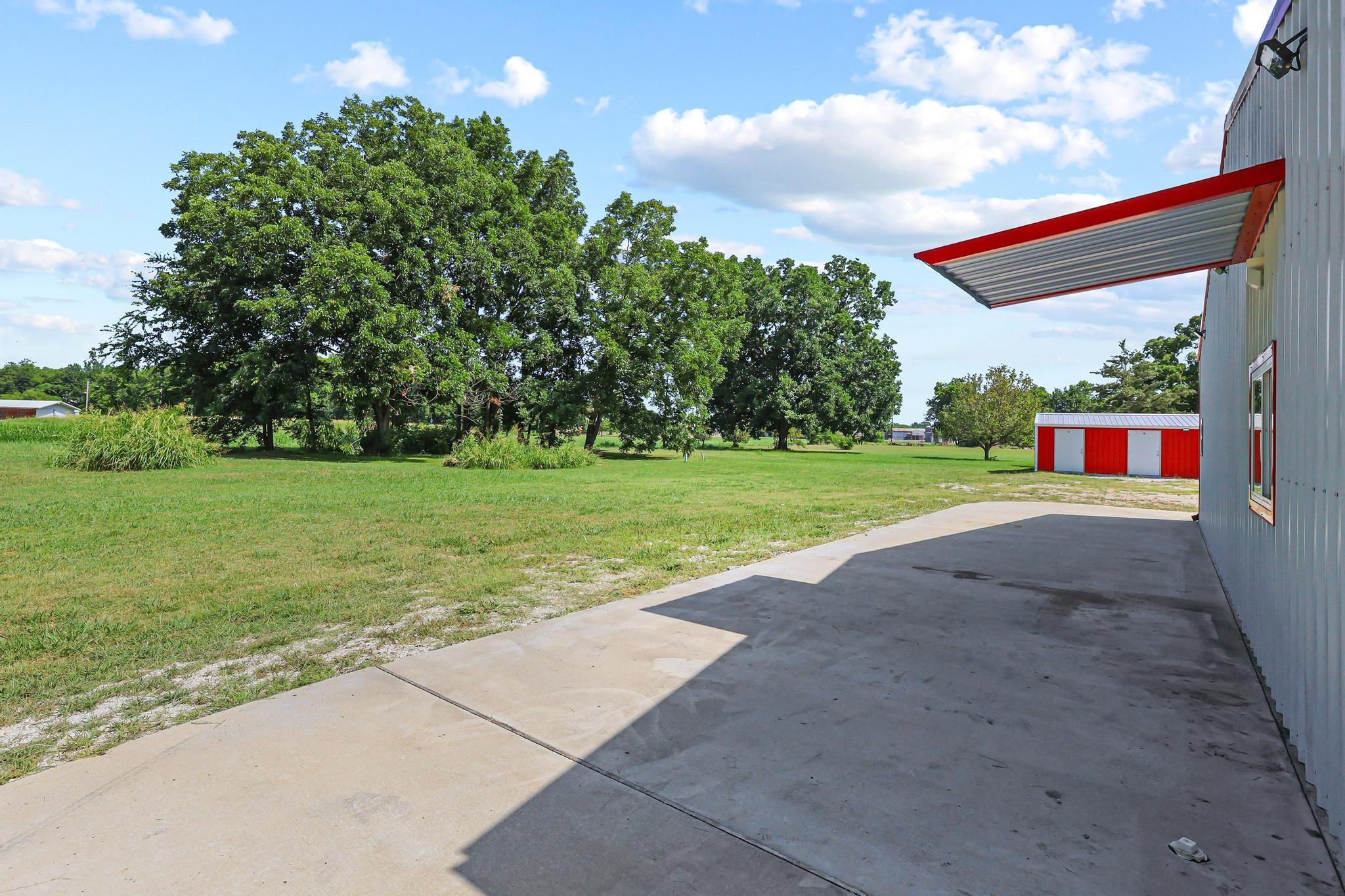 main property photo 26