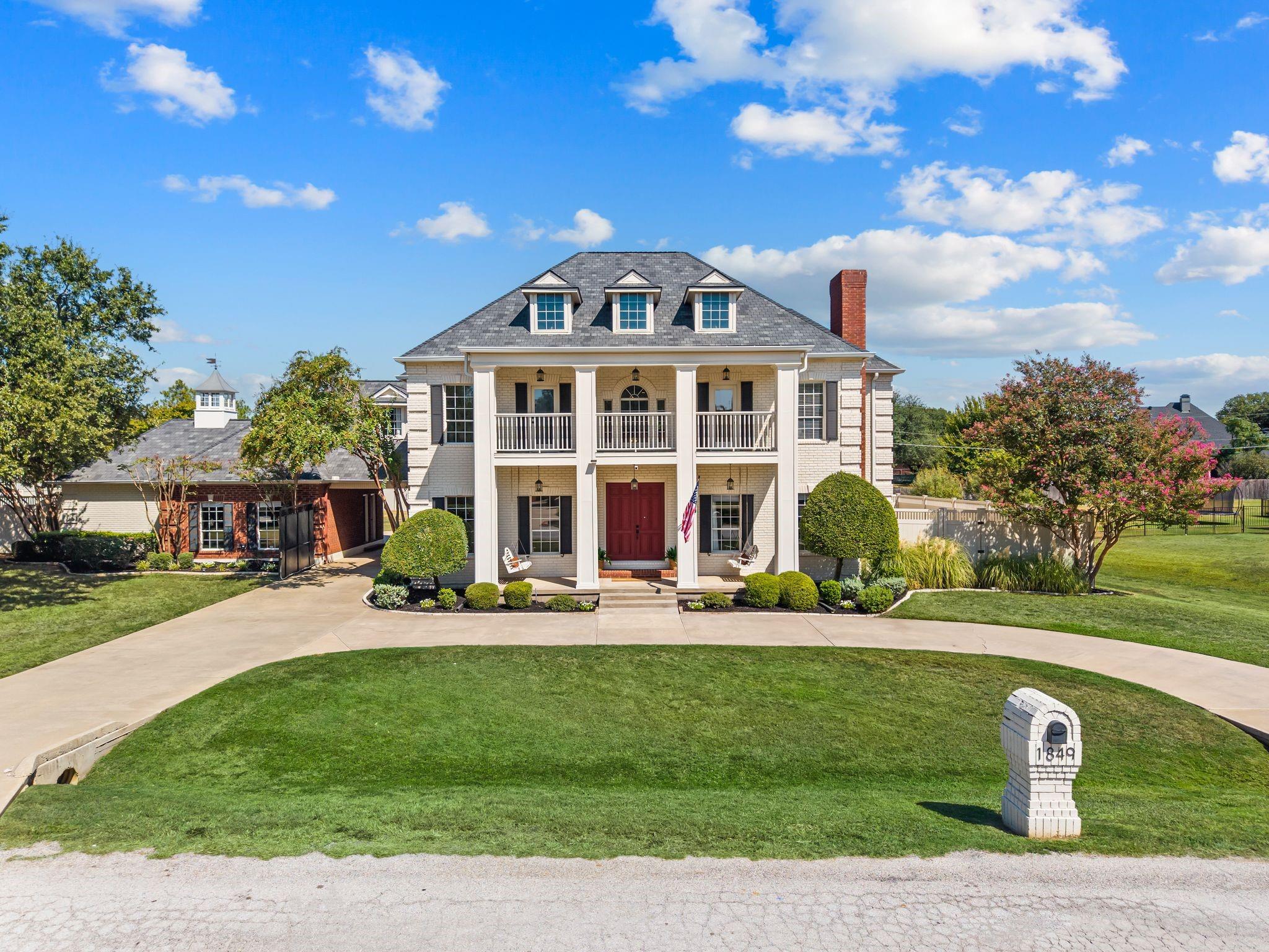 main property photo 1