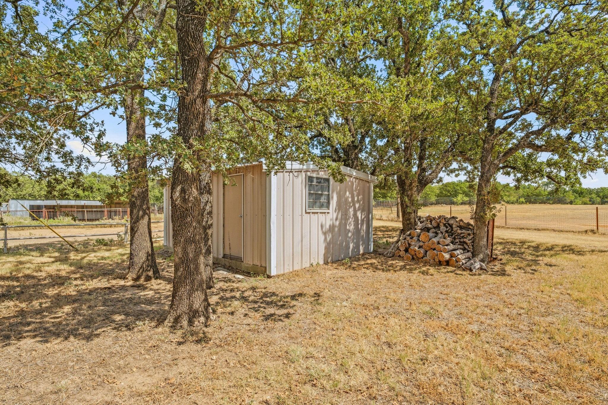 main property photo 26