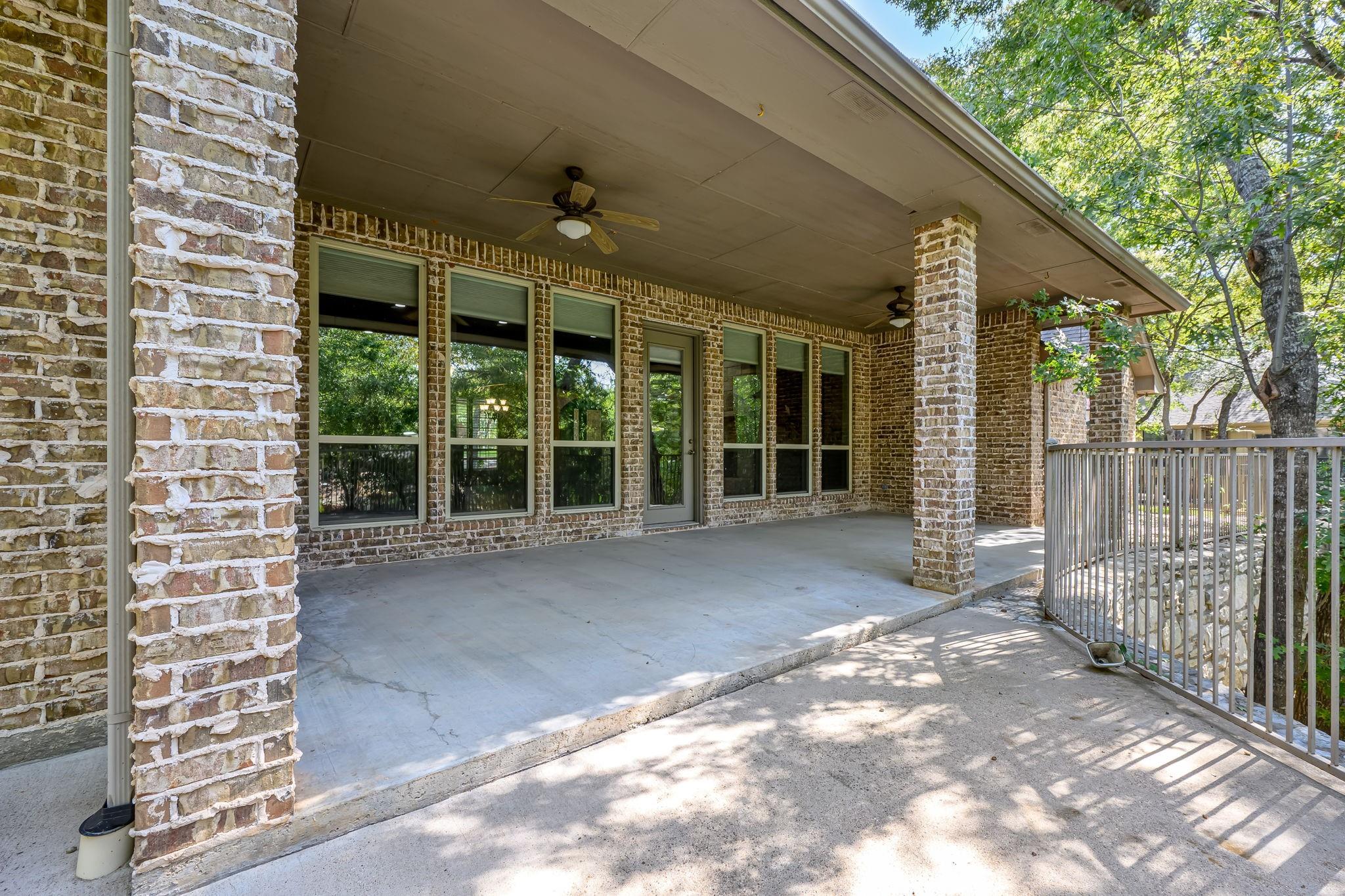 main property photo 32
