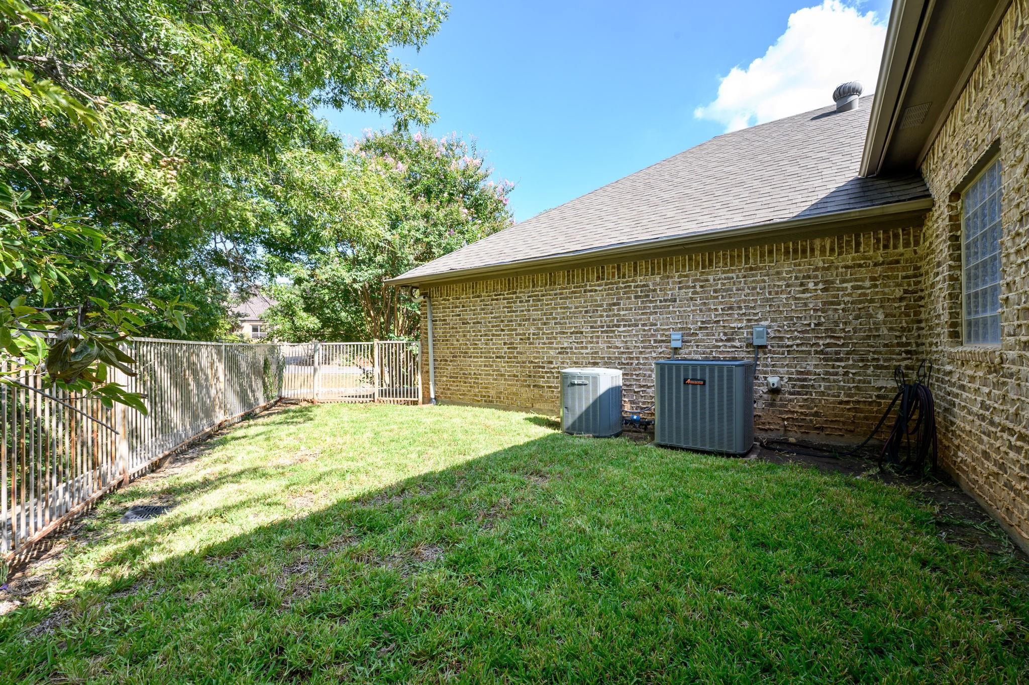 main property photo 33