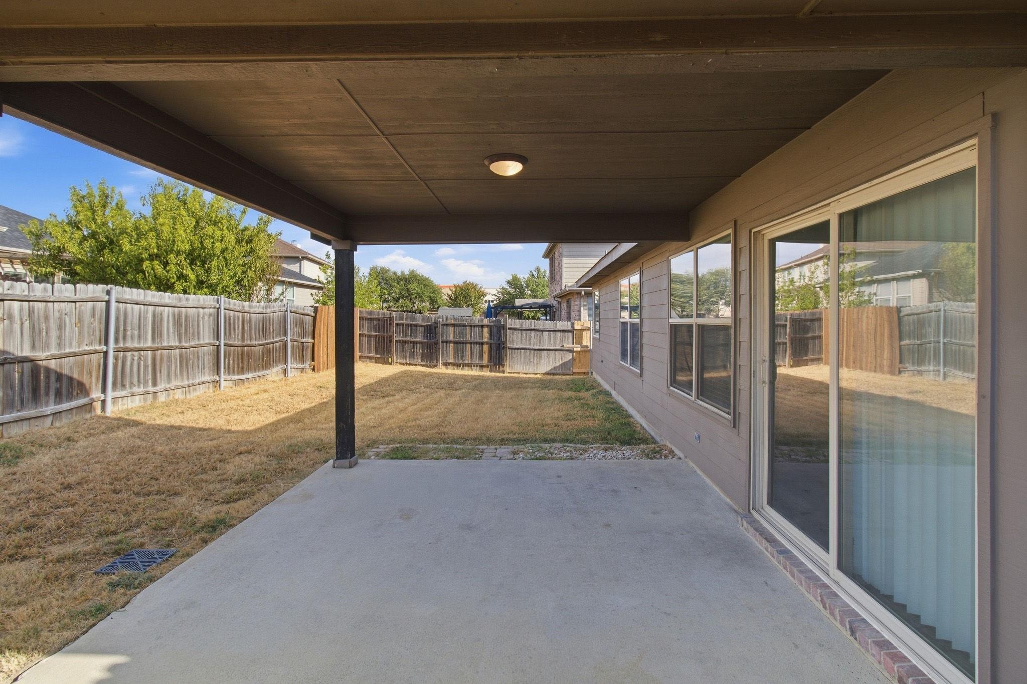 main property photo 29