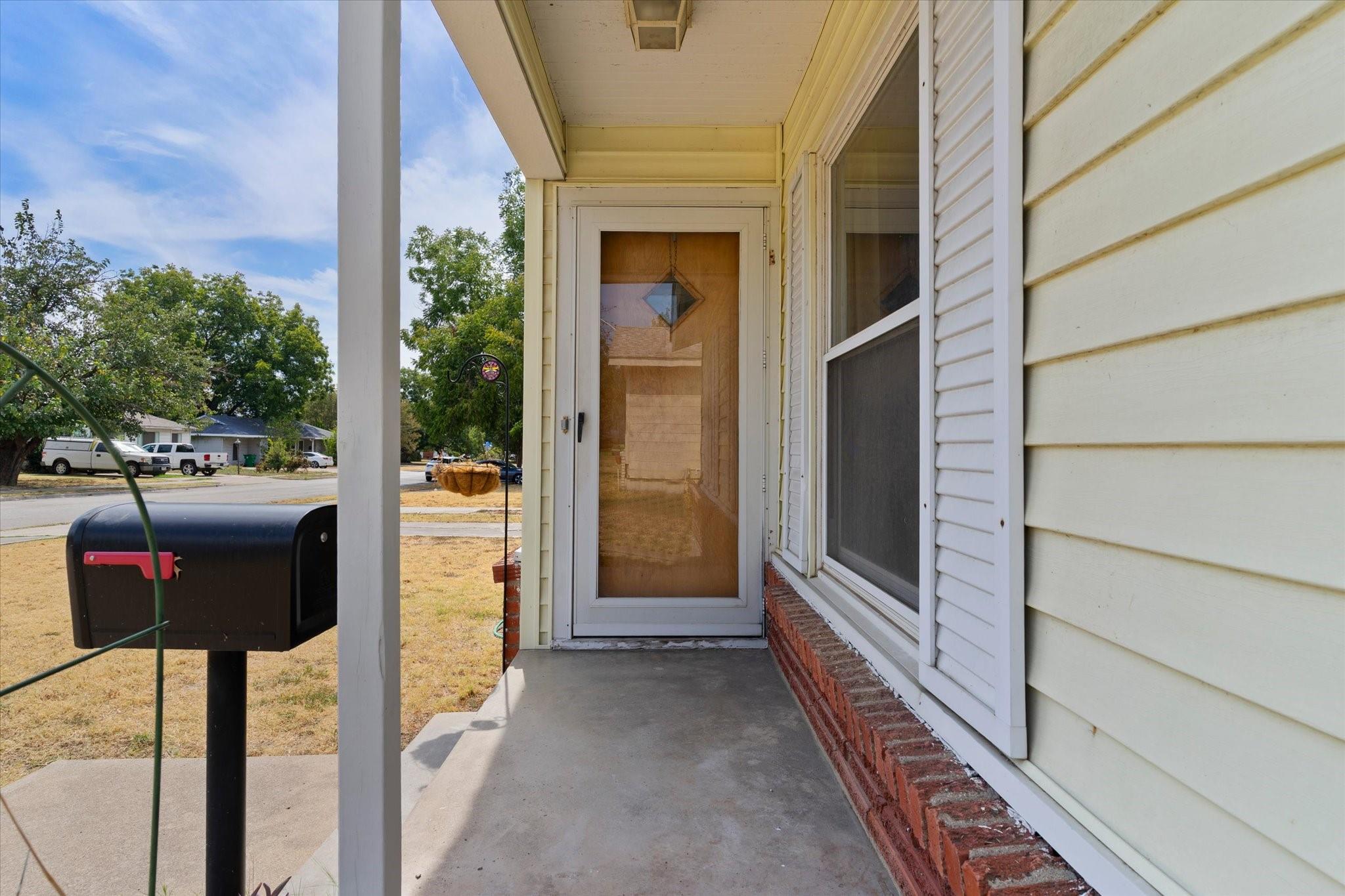 main property photo 3