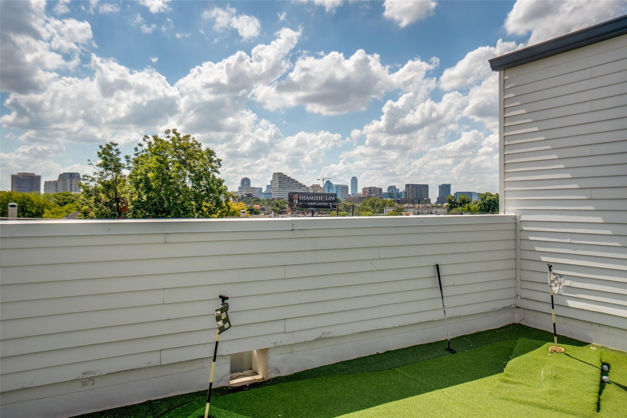 main property photo 19