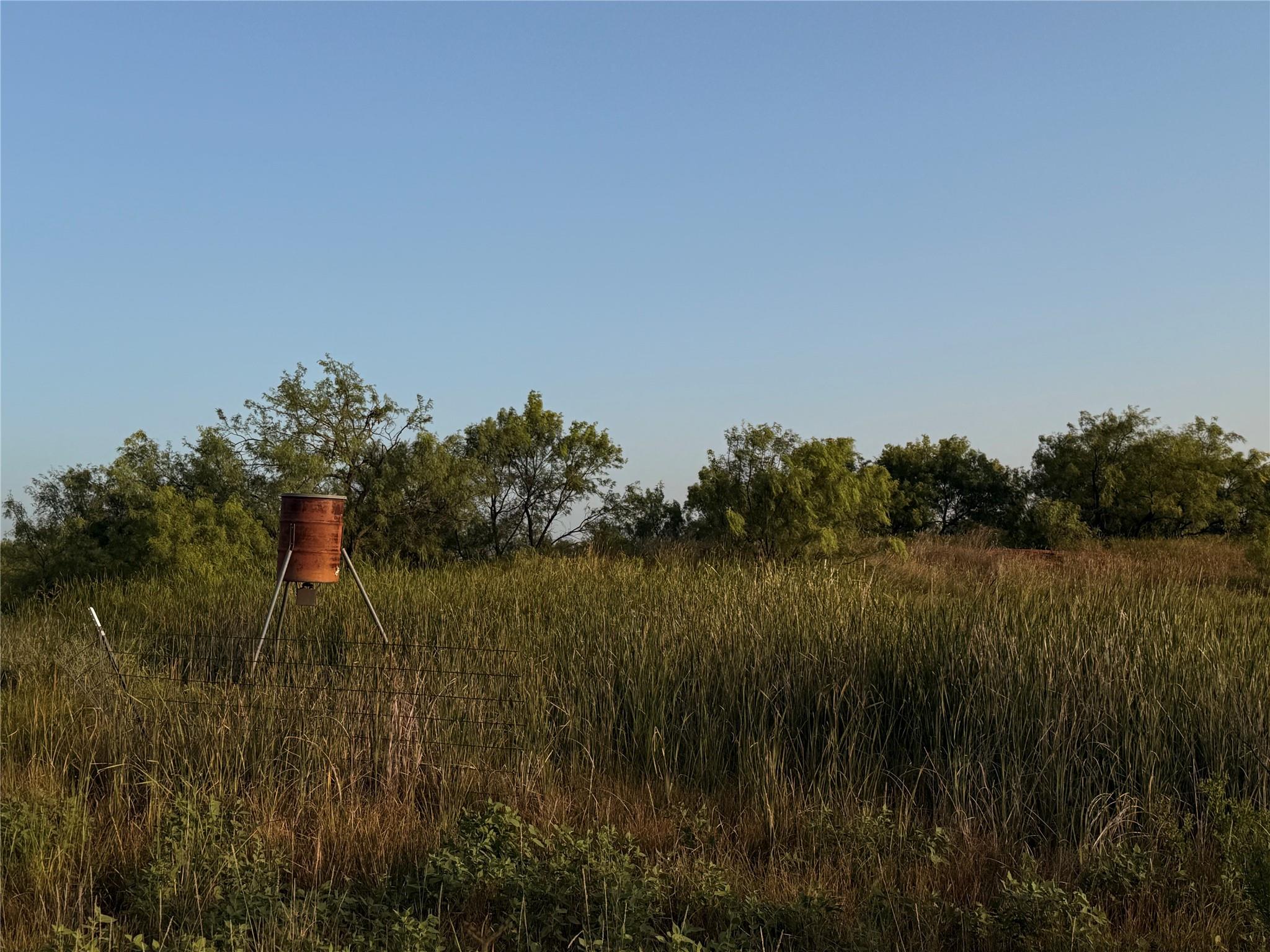main property photo 25