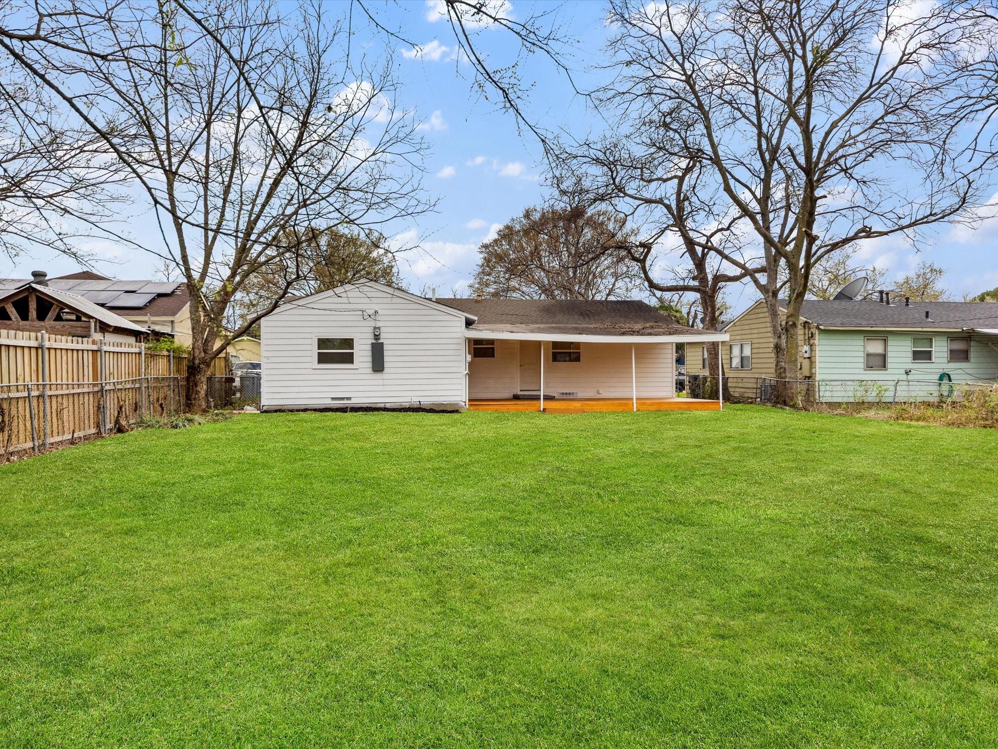 main property photo 35