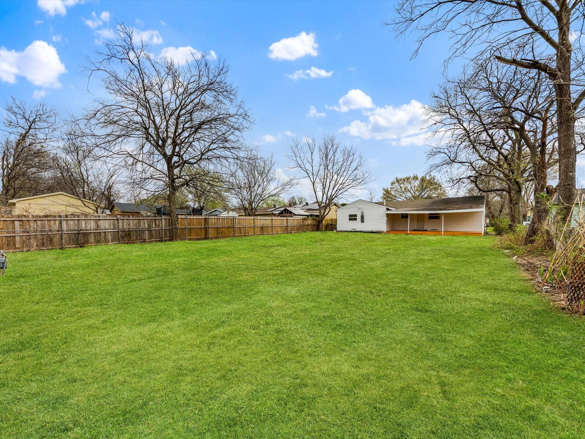 main property photo 36