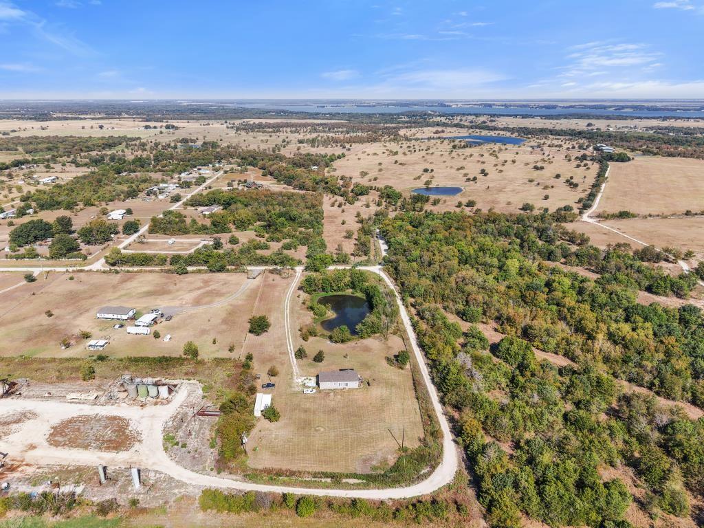 main property photo 38