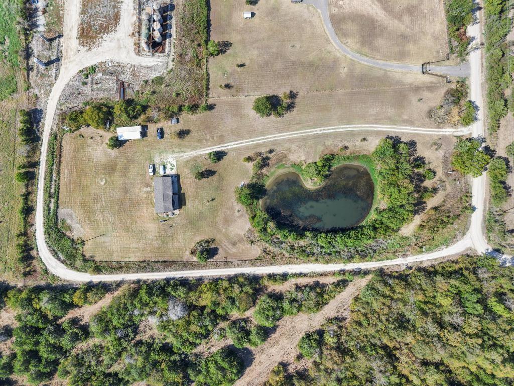main property photo 39