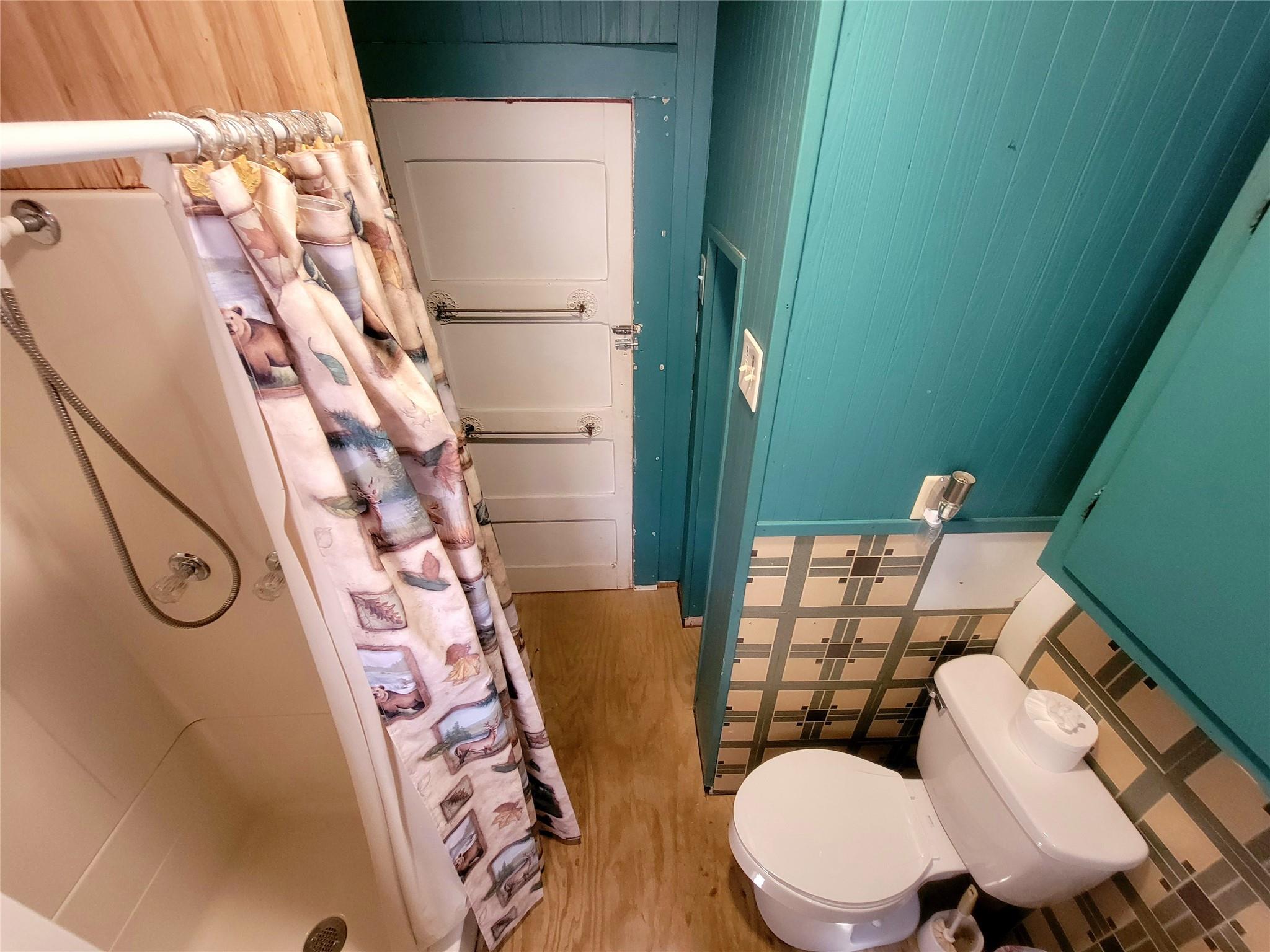 main property photo 16