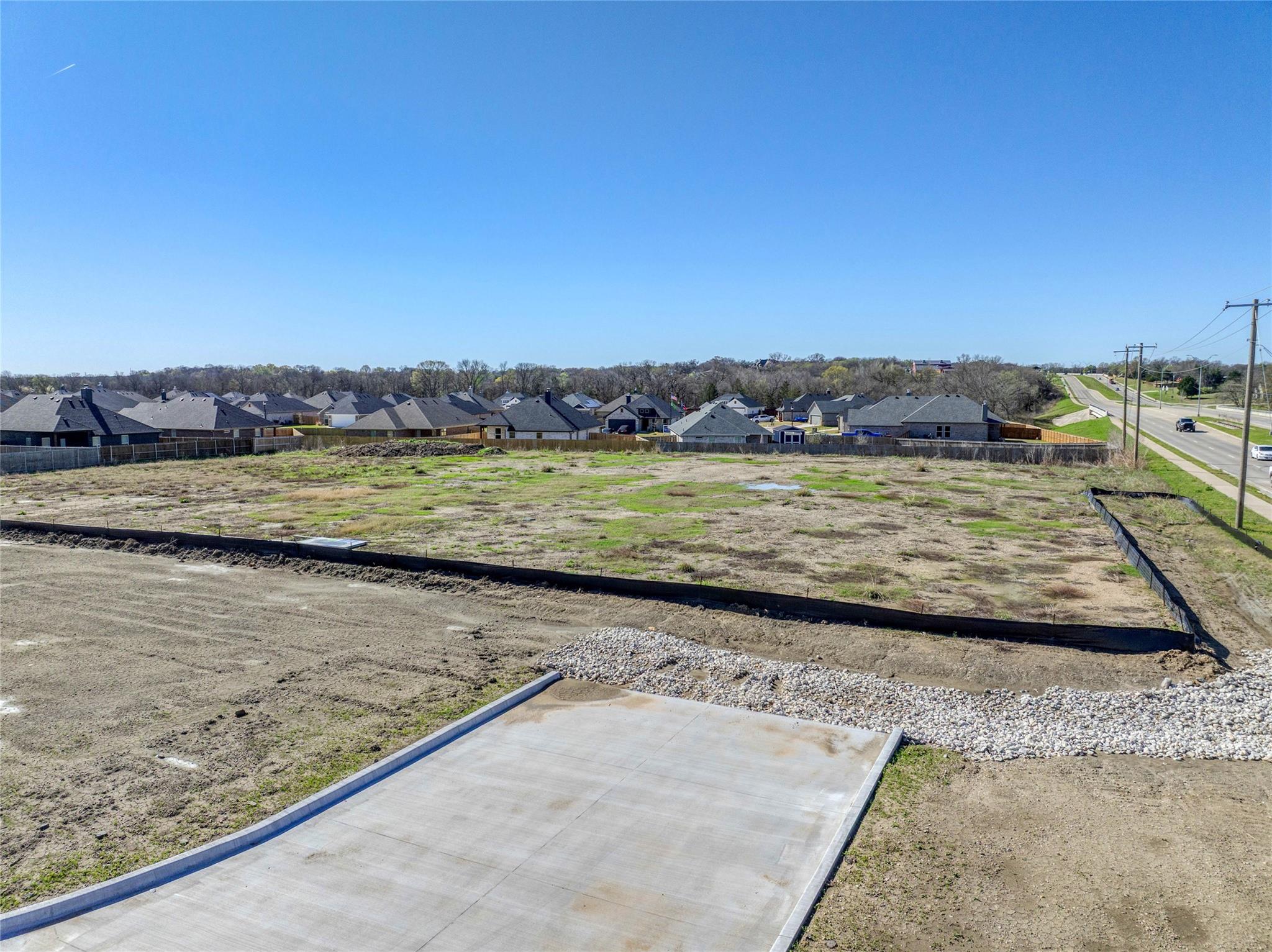 main property photo 10