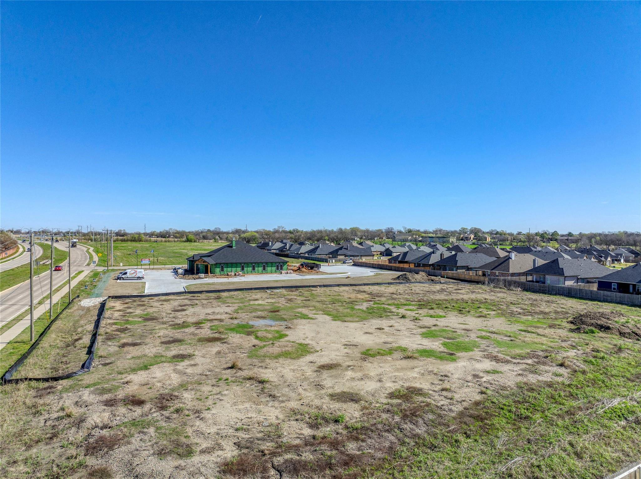 main property photo 9