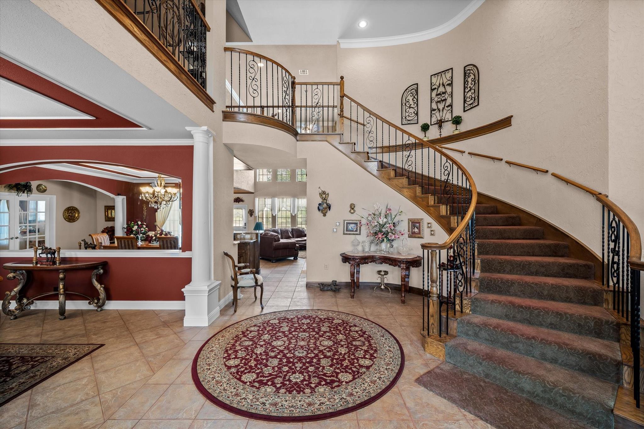 main property photo 11