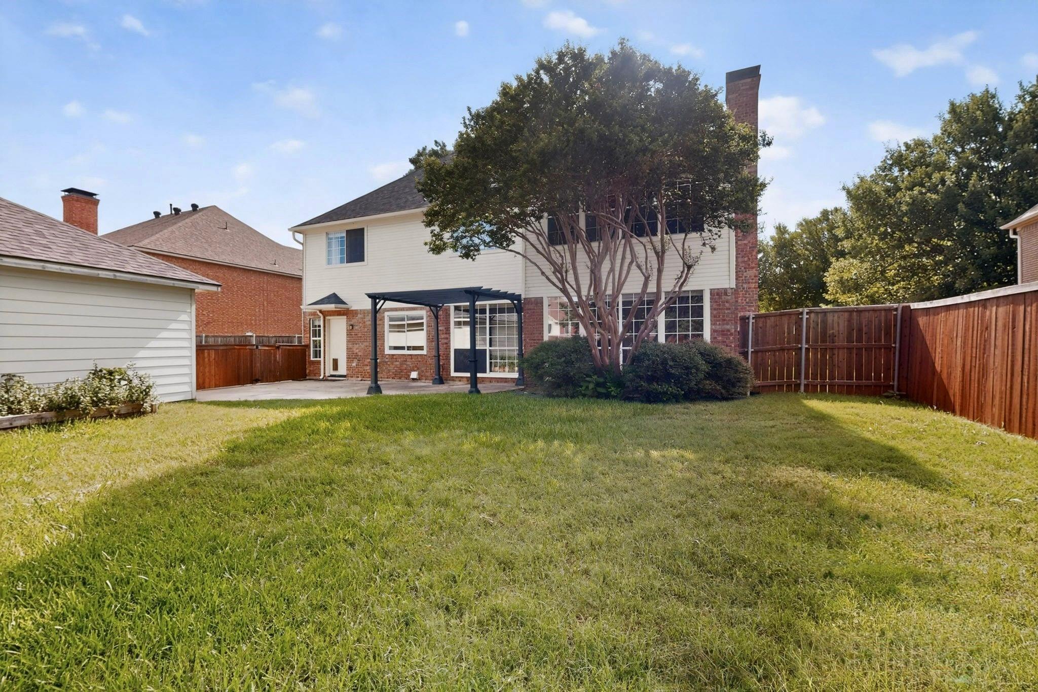 main property photo 7