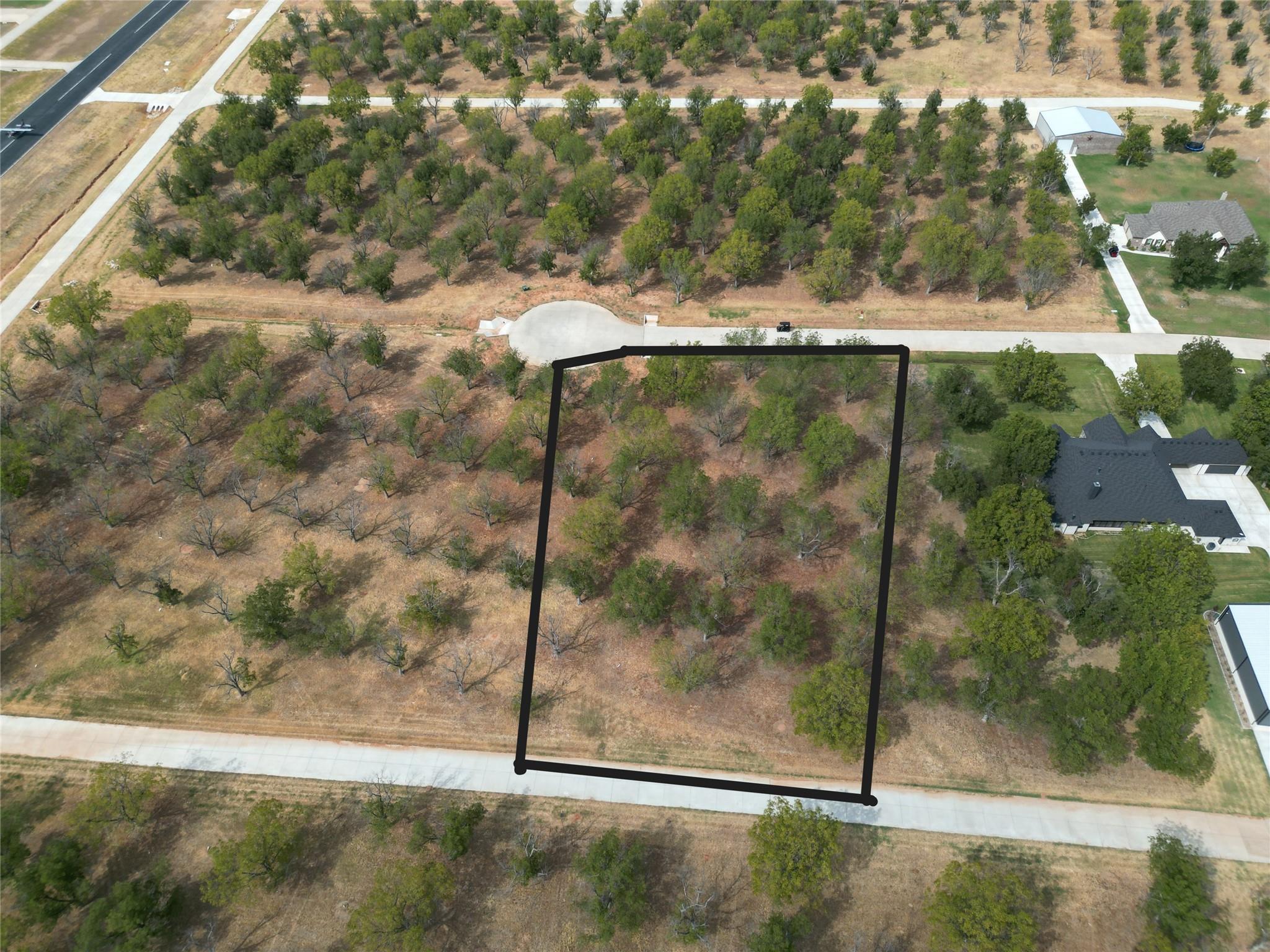 main property photo 10