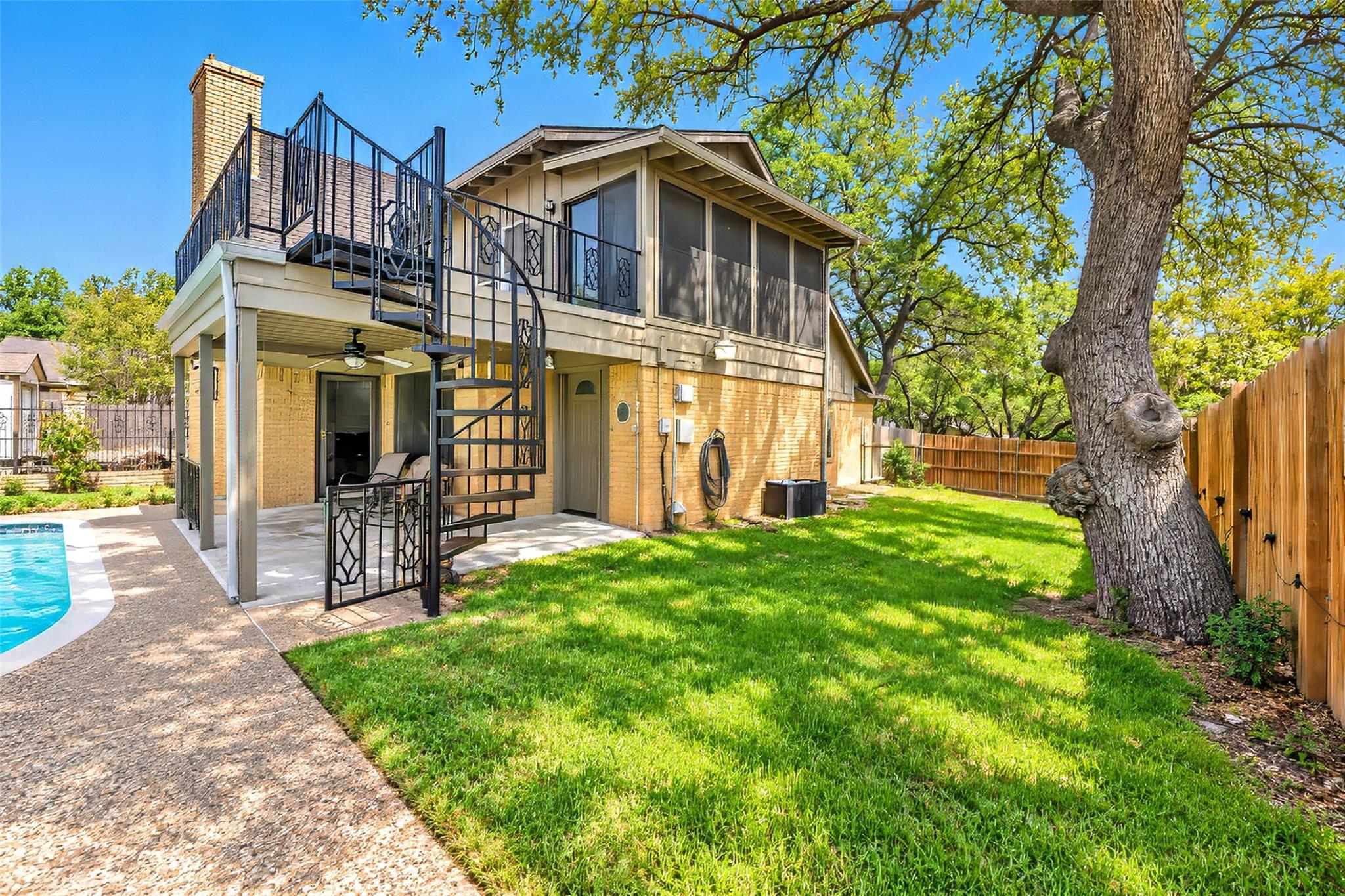 main property photo 26