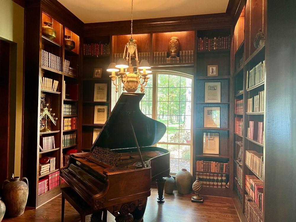 main property photo 6