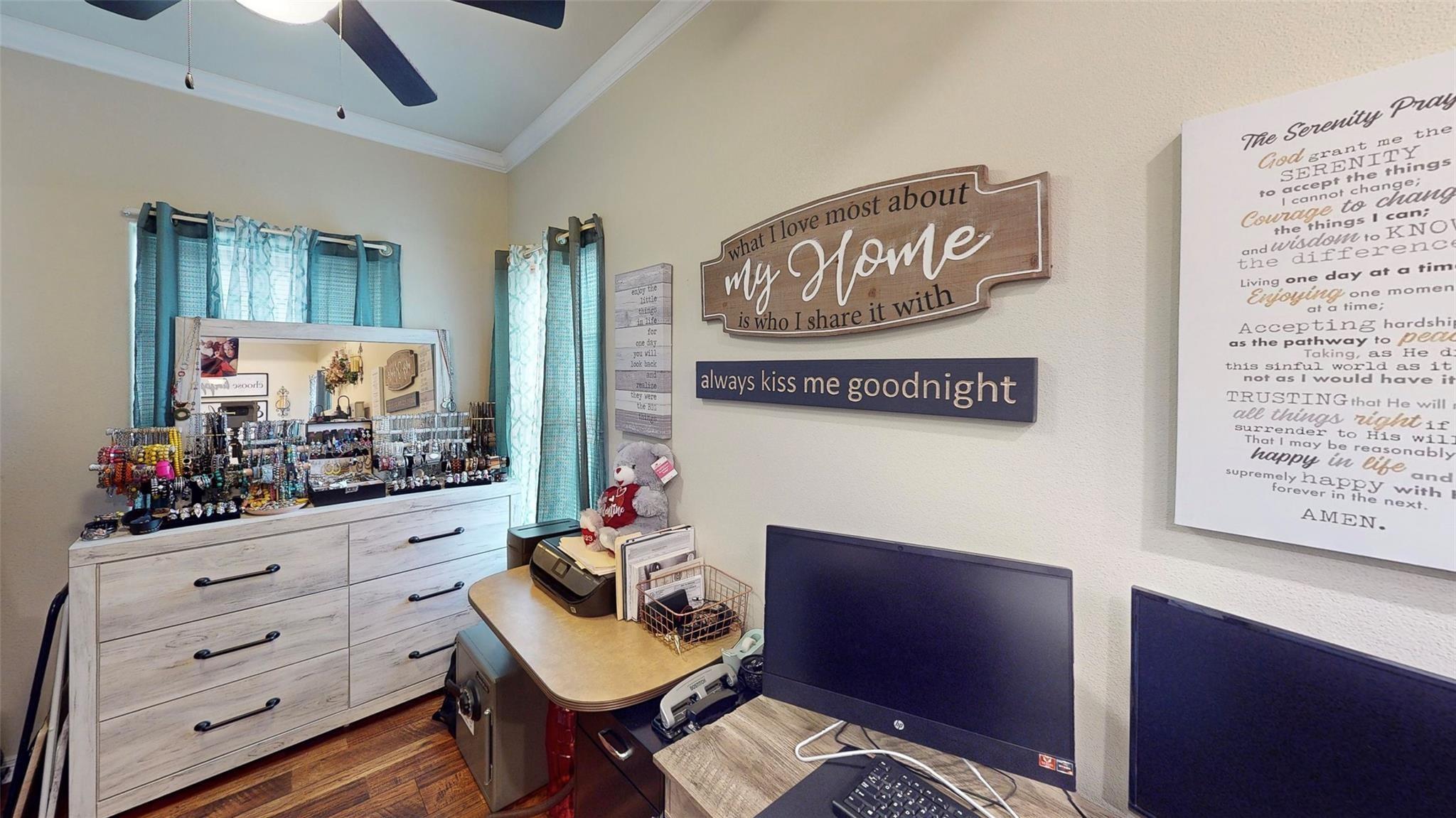 main property photo 19
