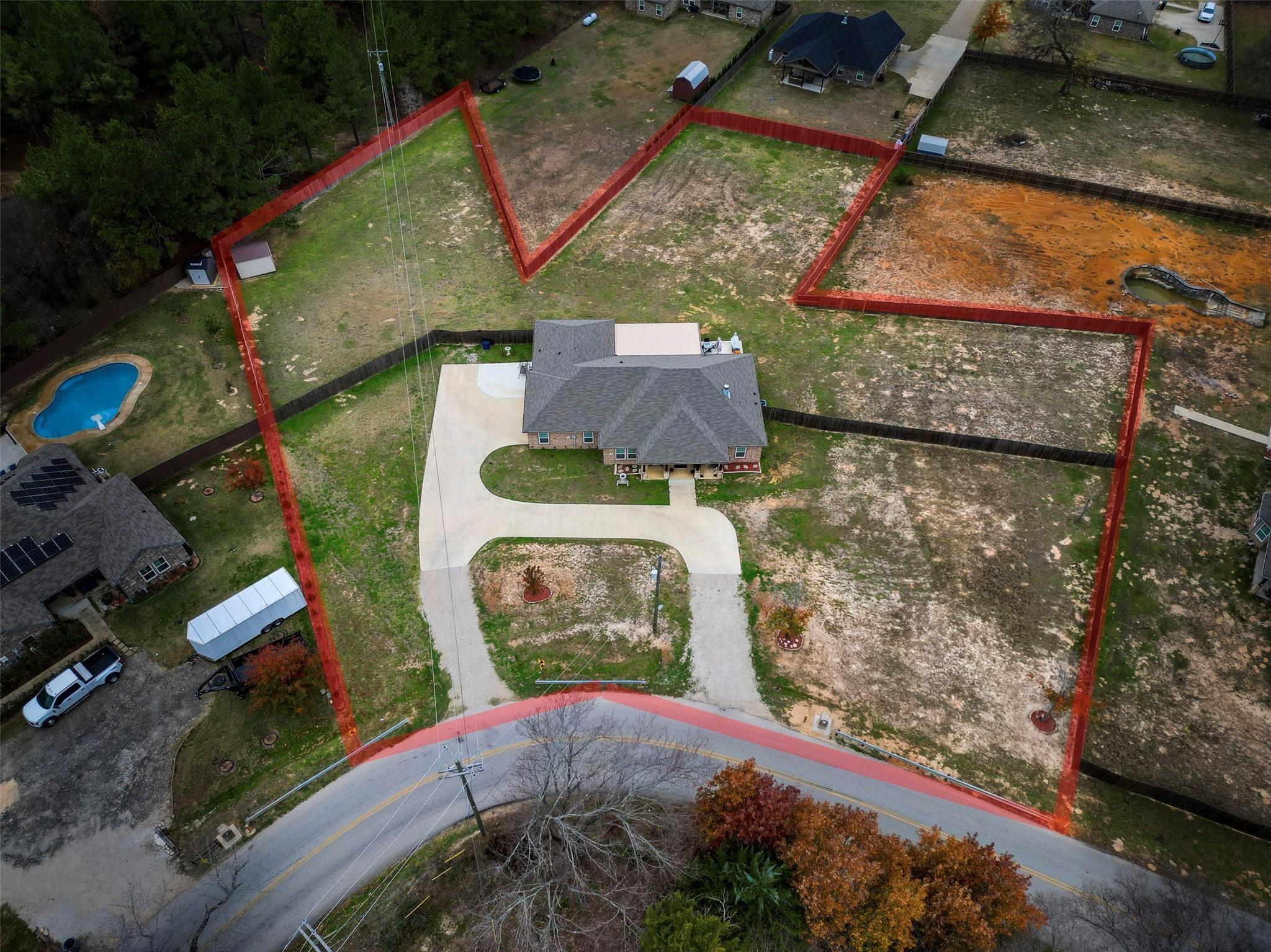 main property photo 33