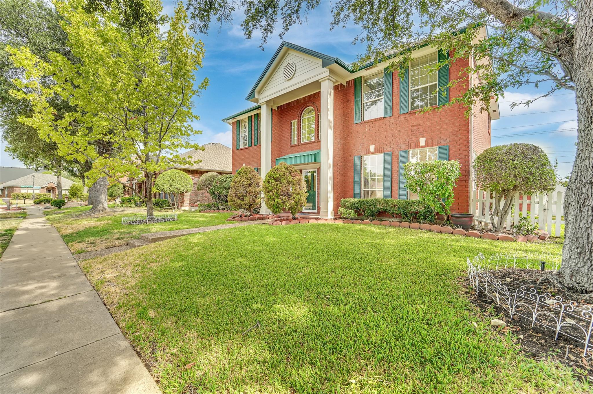 main property photo 1