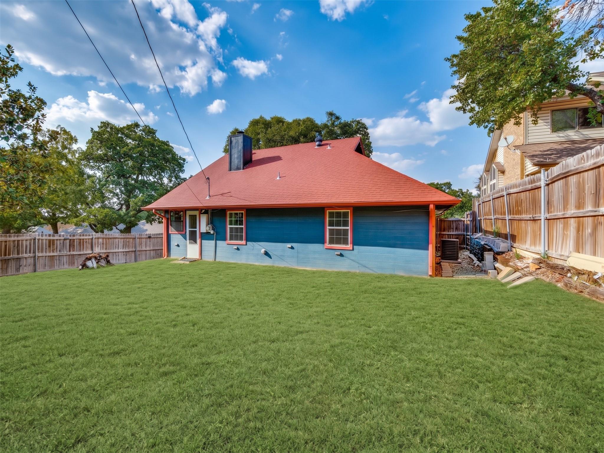 main property photo 22