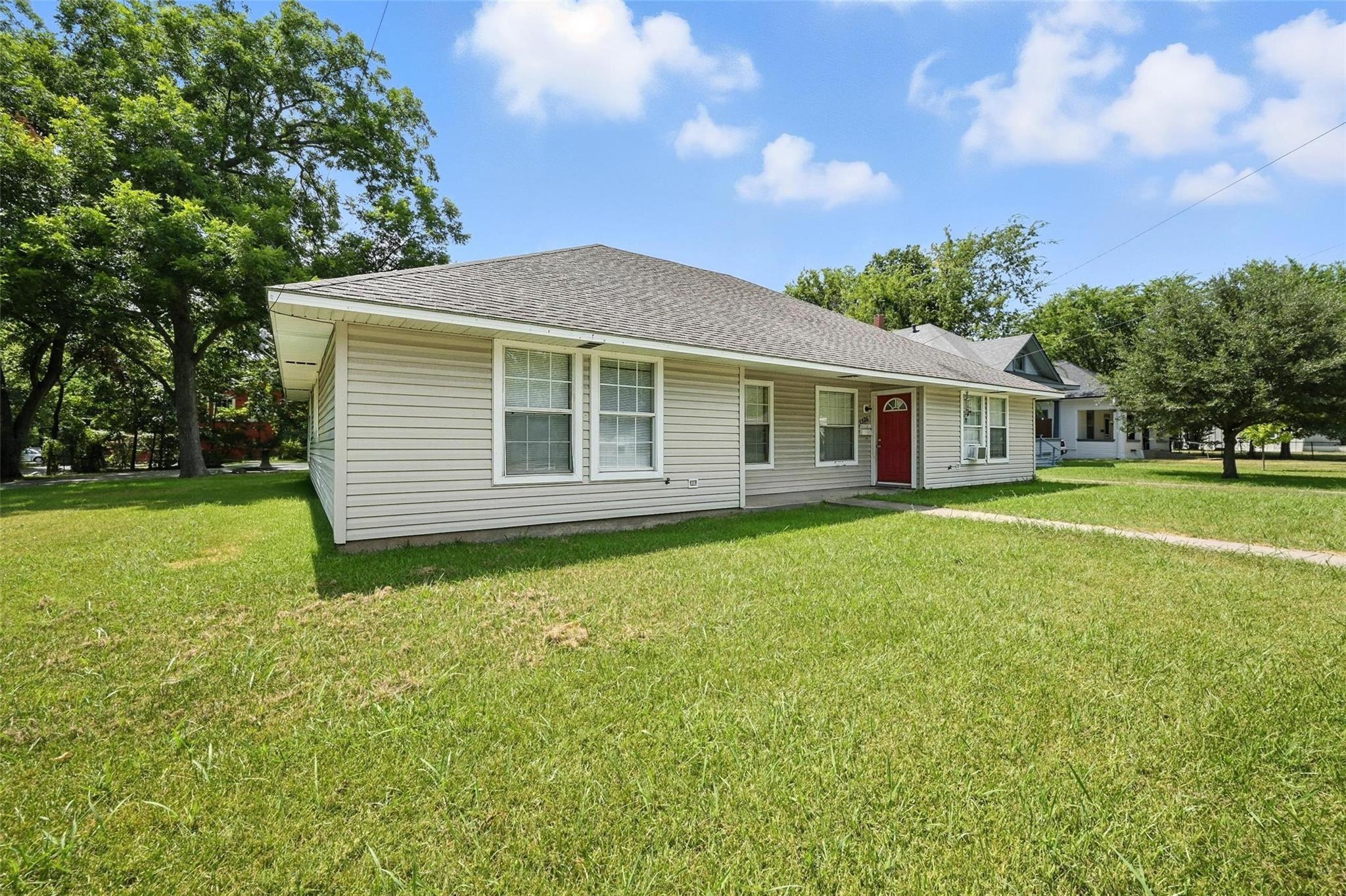 main property photo 15