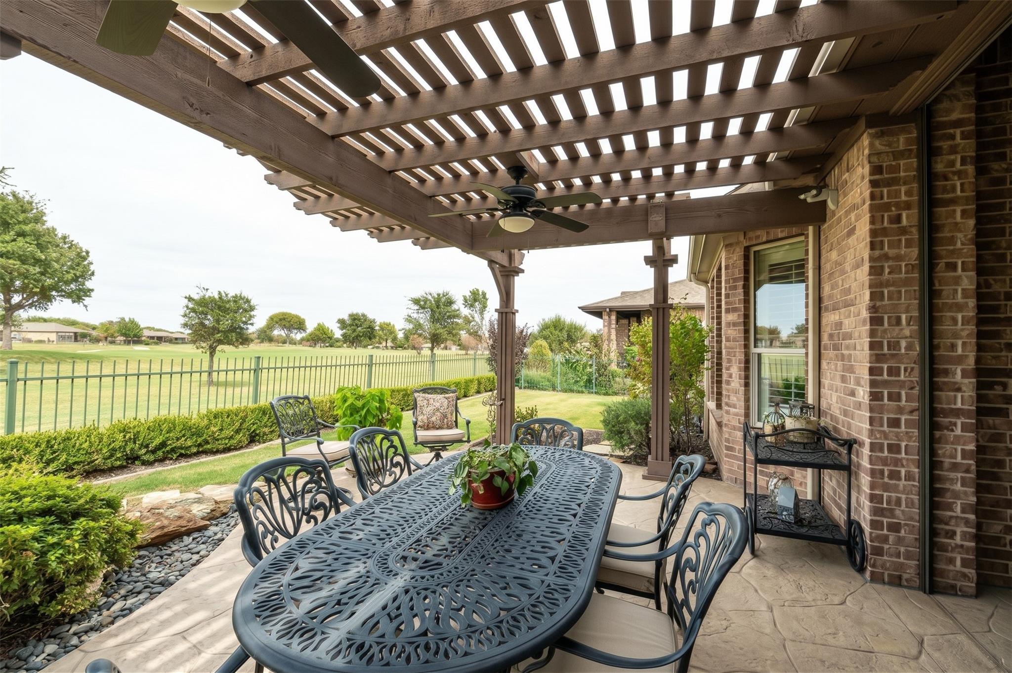 main property photo 25