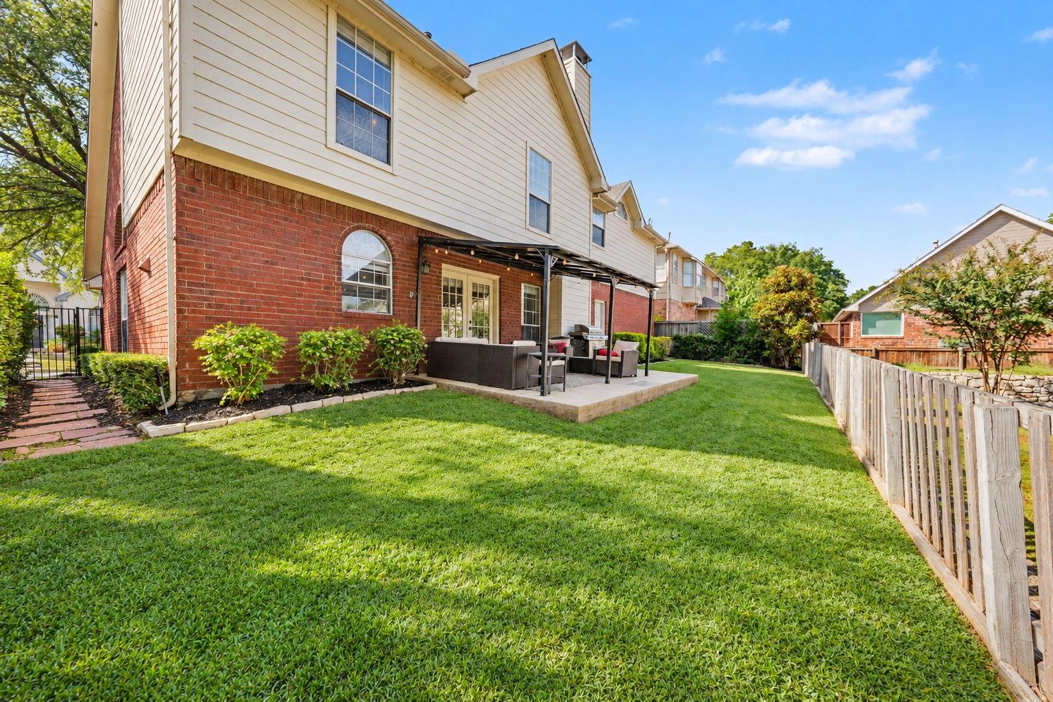 main property photo 22