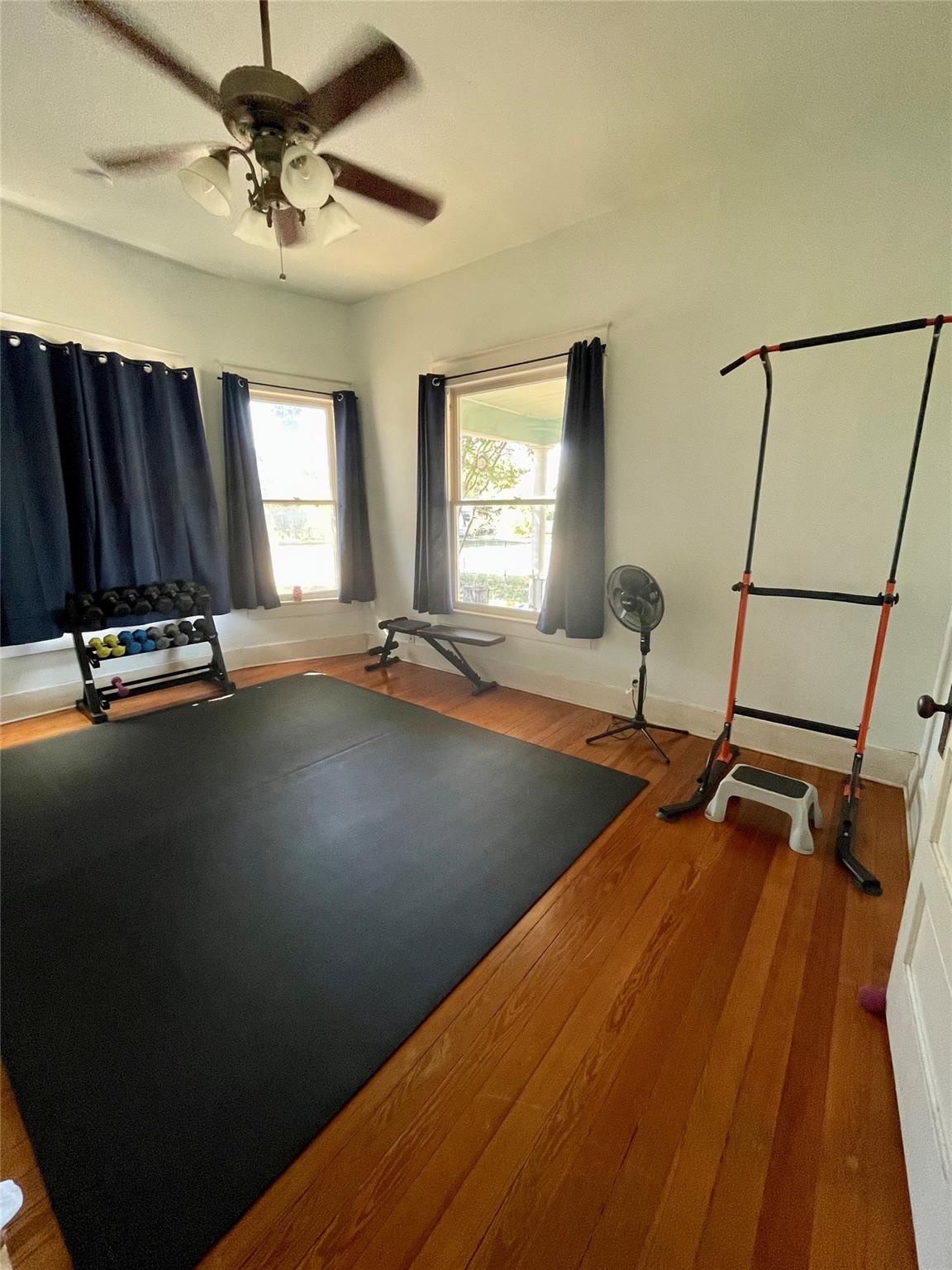 main property photo 33