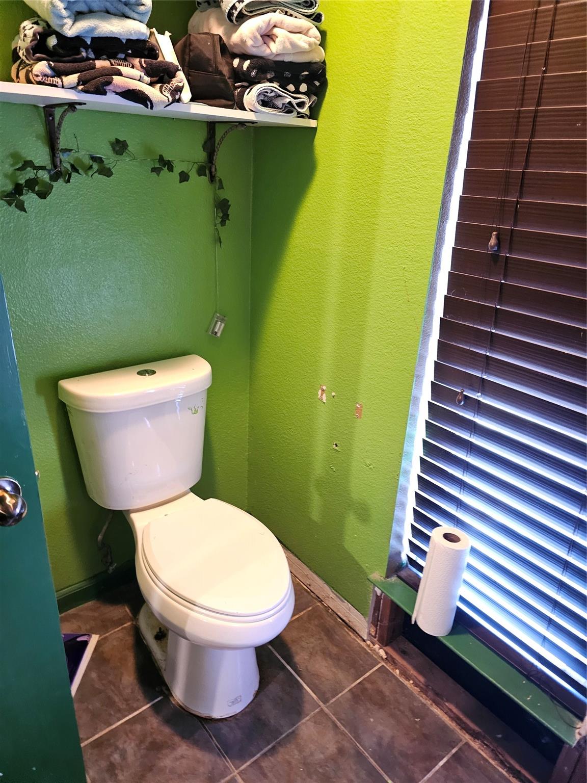 main property photo 17