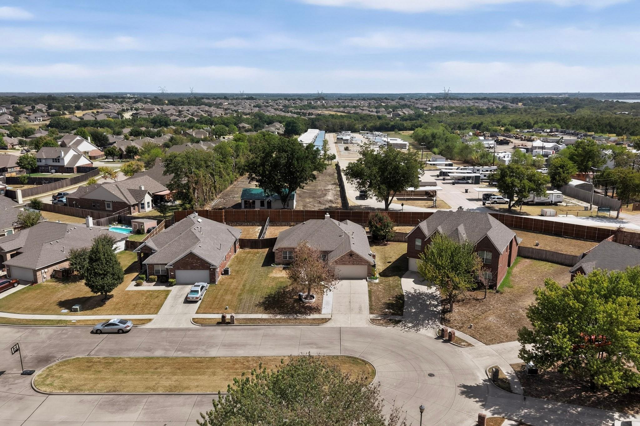 main property photo 29