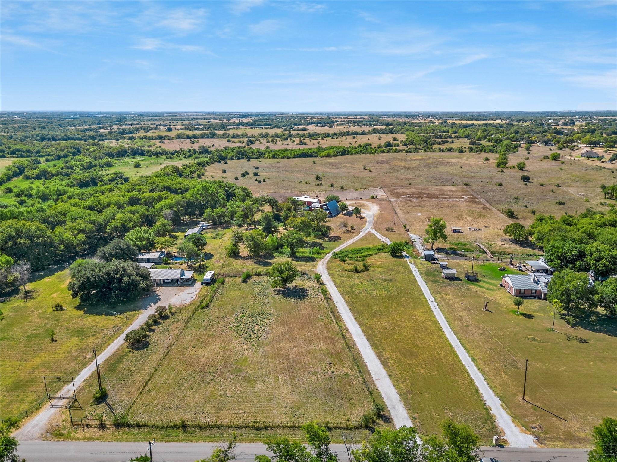 main property photo 23
