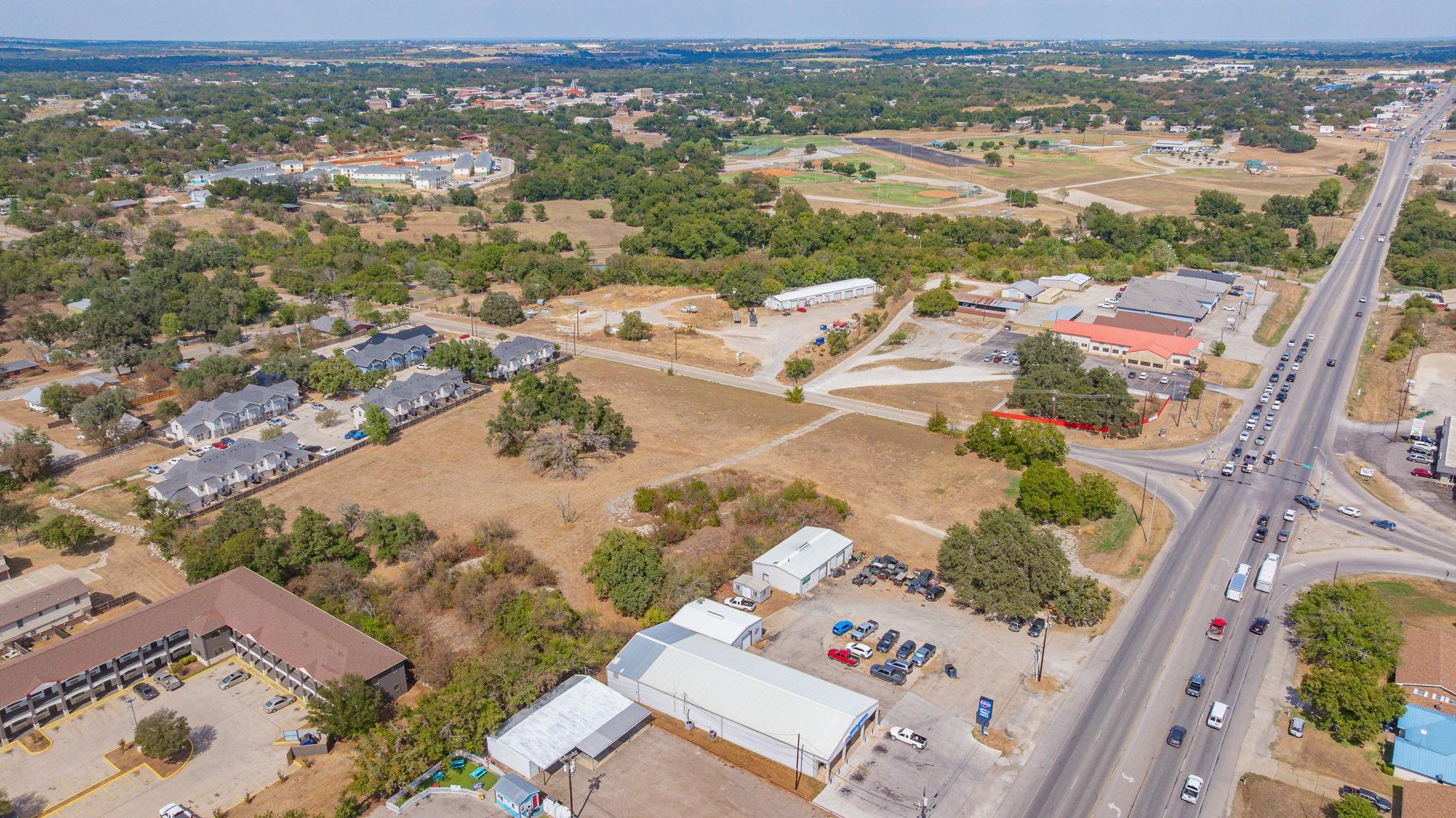 main property photo 11