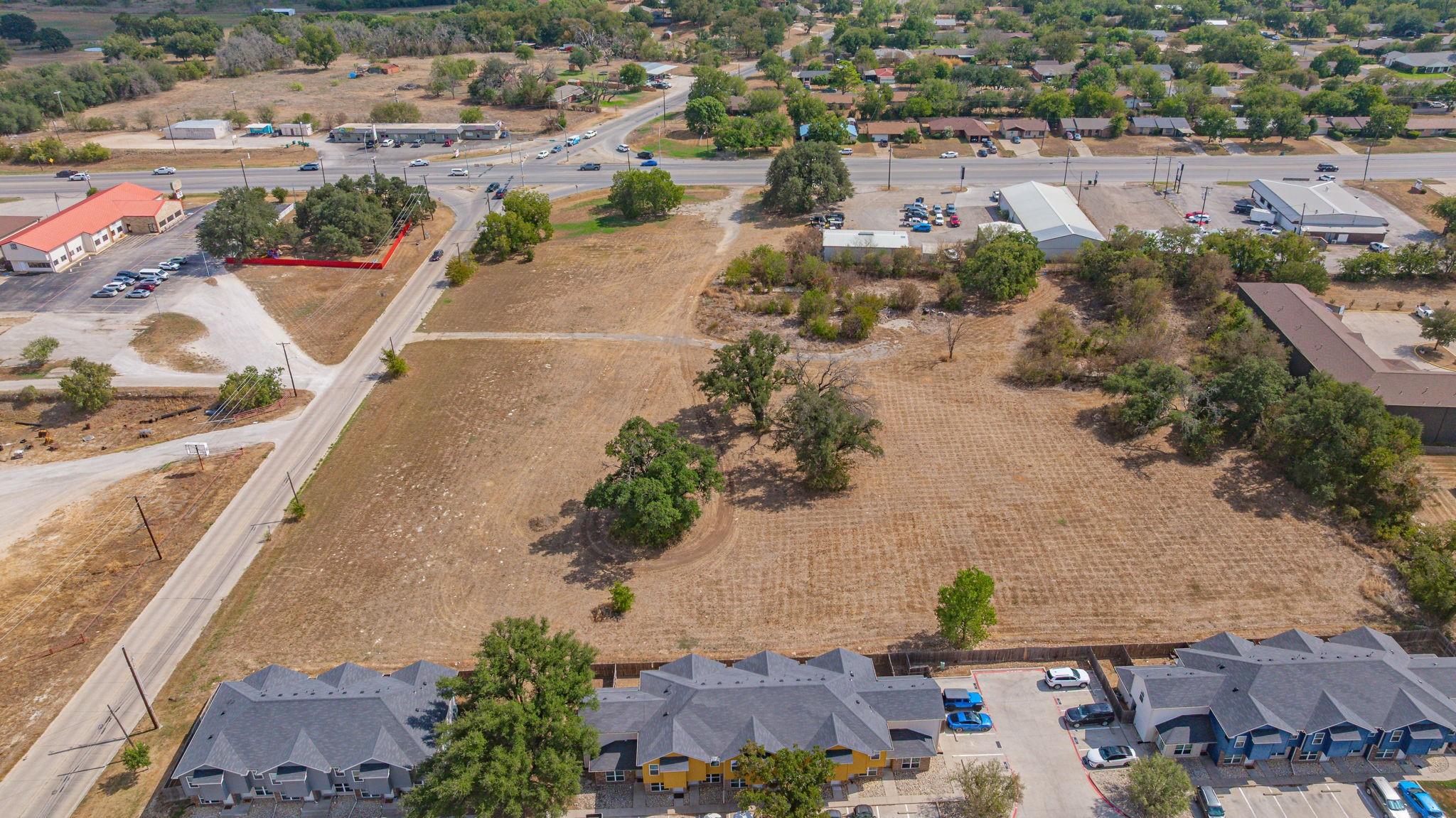 main property photo 8