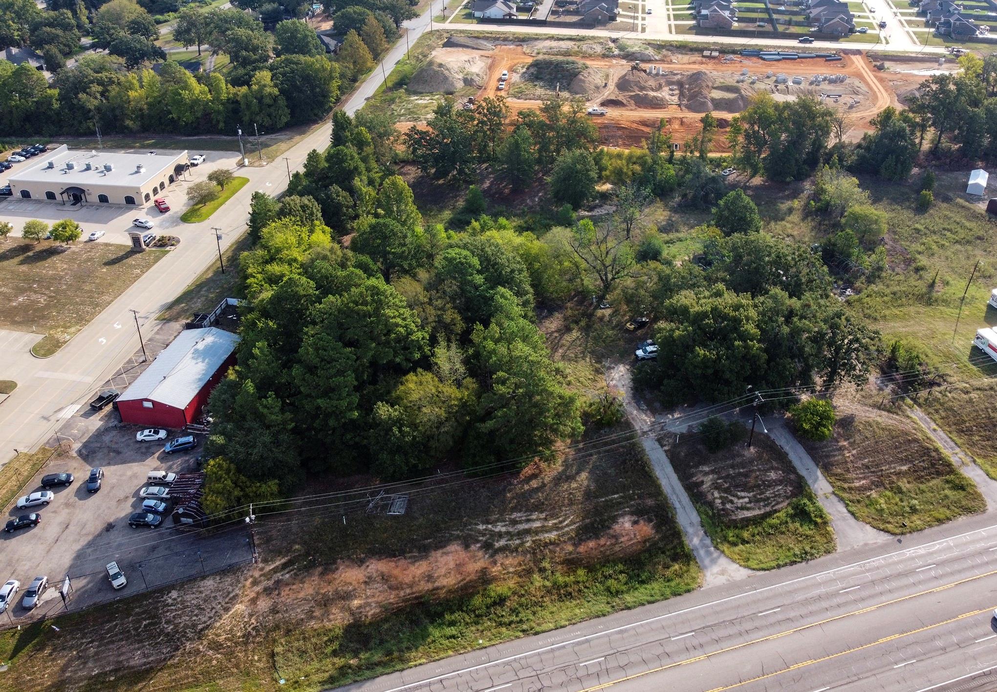 main property photo 7