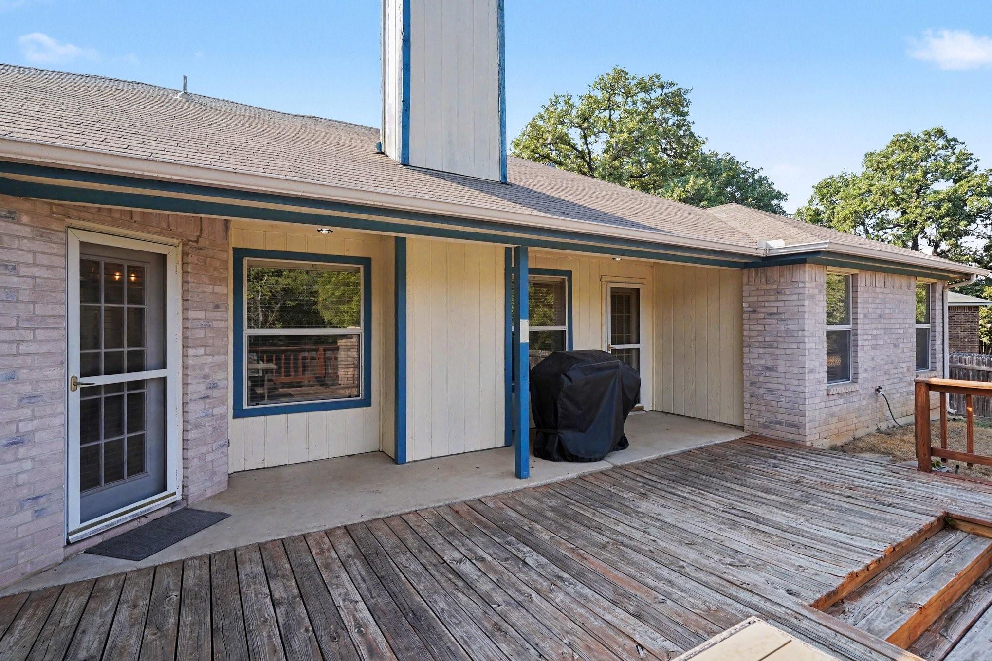 main property photo 19