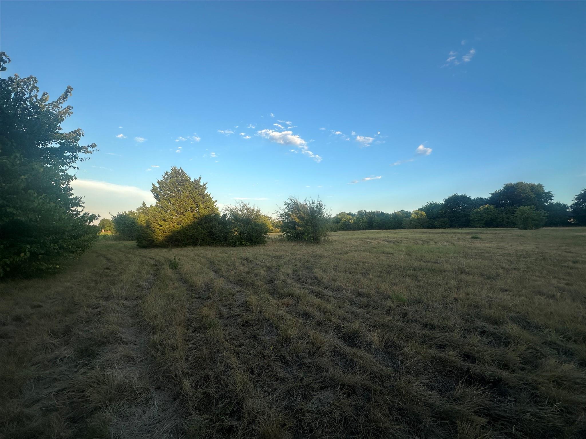 main property photo 7