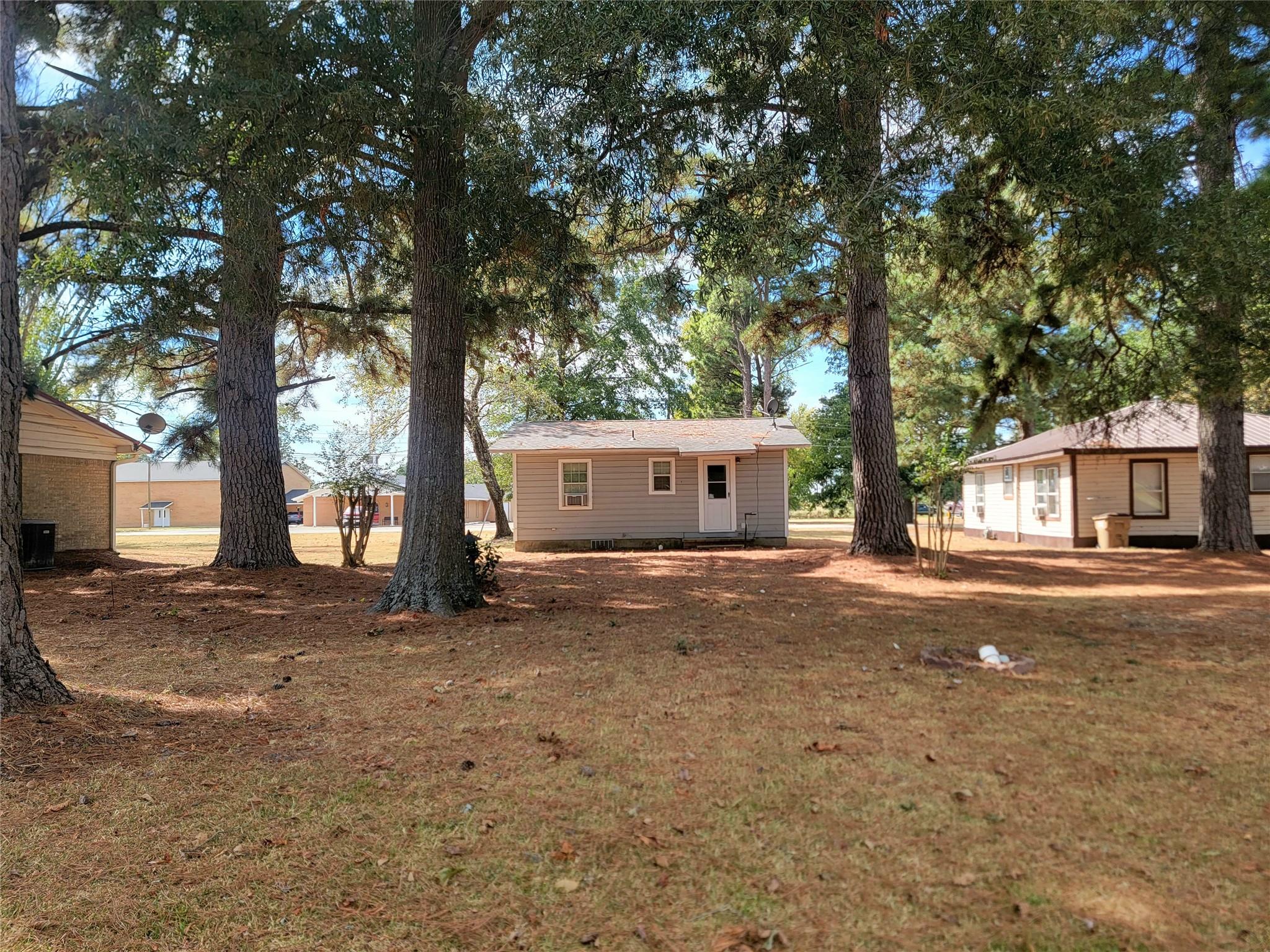 main property photo 19
