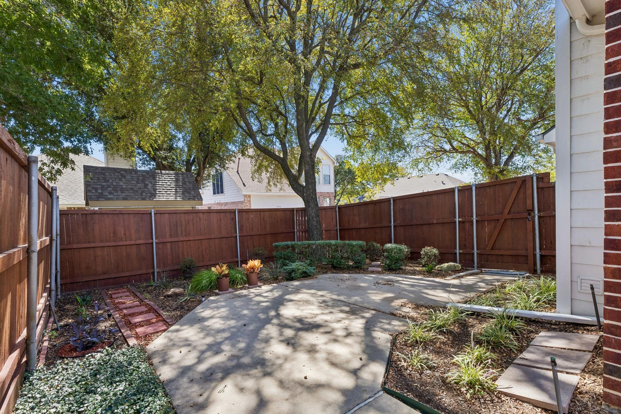 main property photo 22