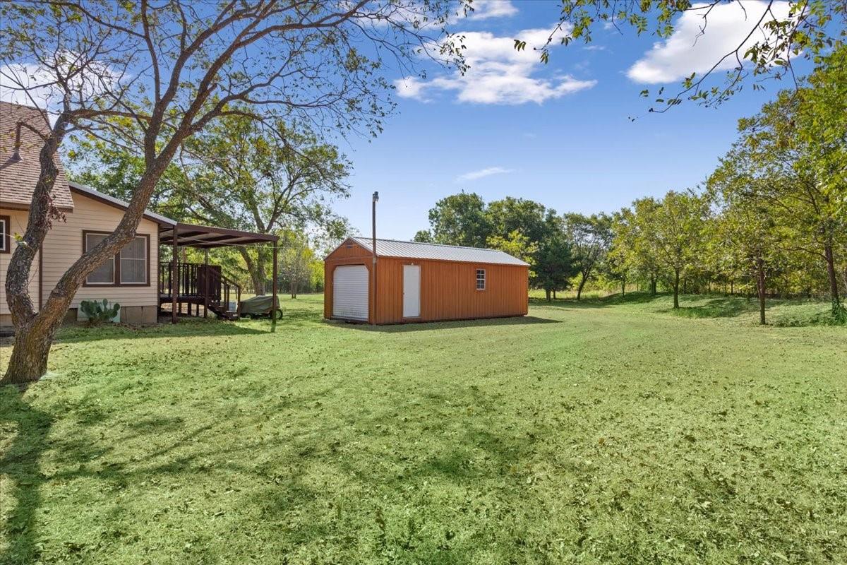 main property photo 20