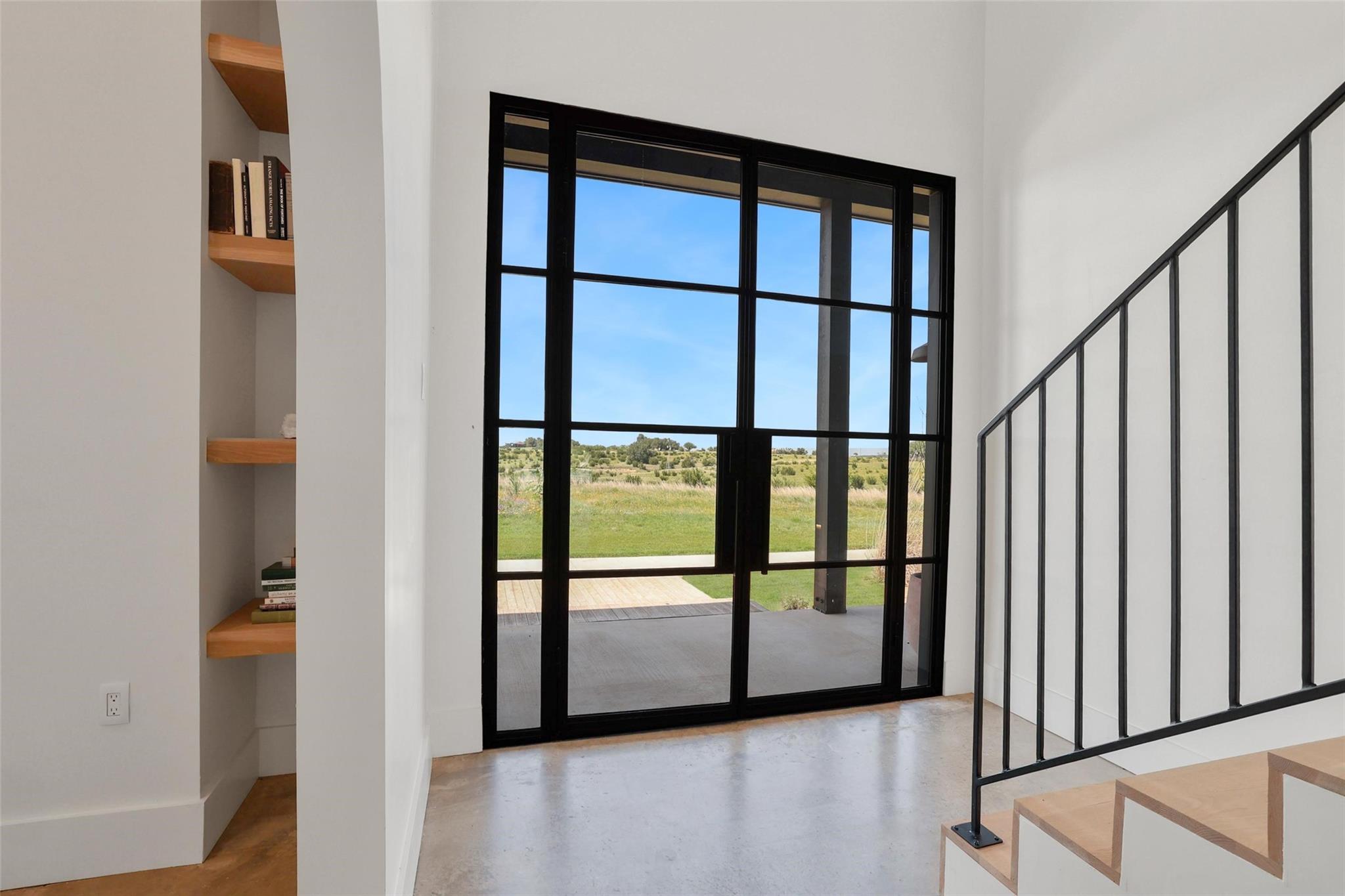 main property photo 7