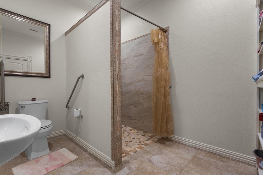 main property photo 22