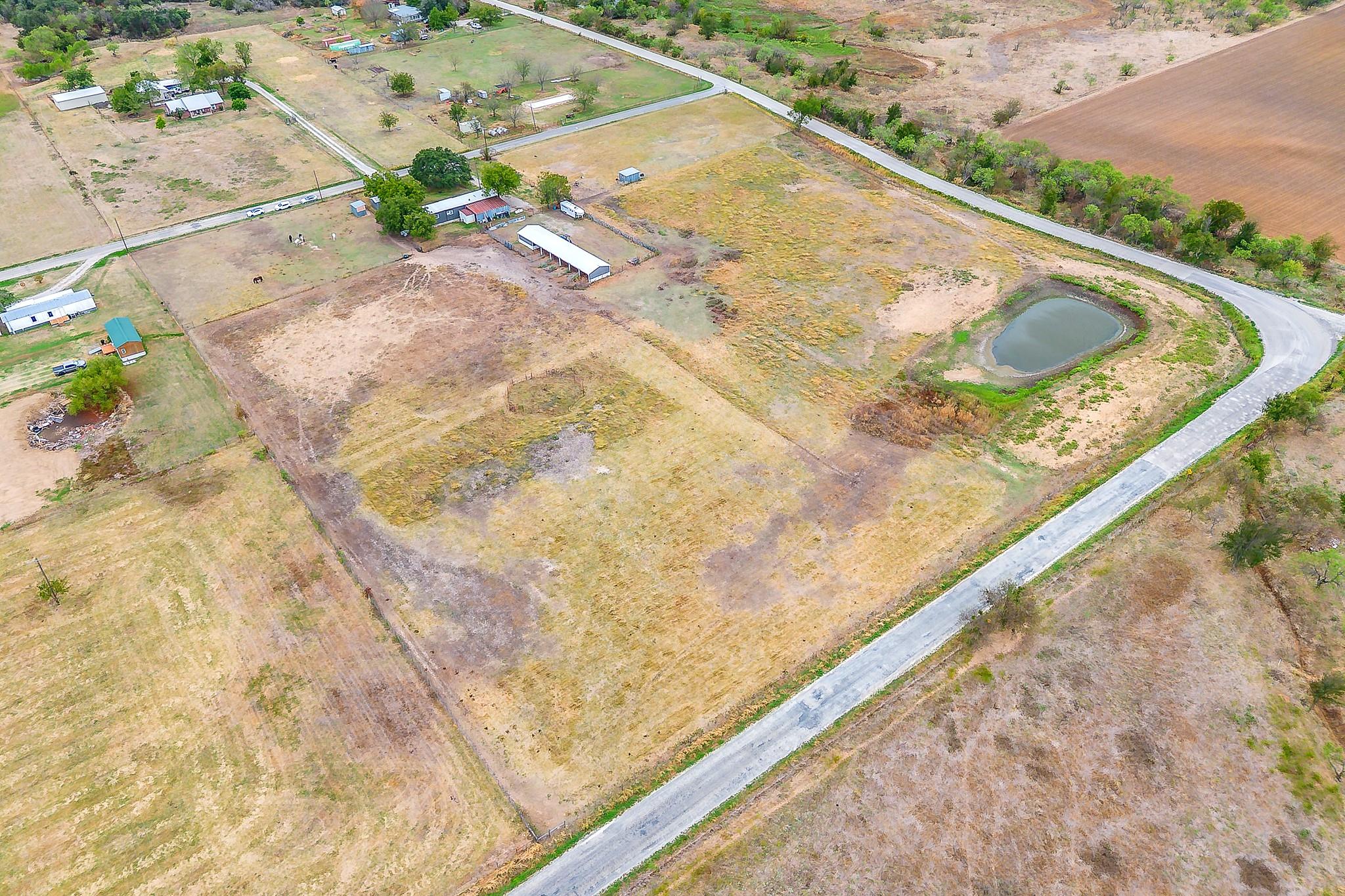 main property photo 22