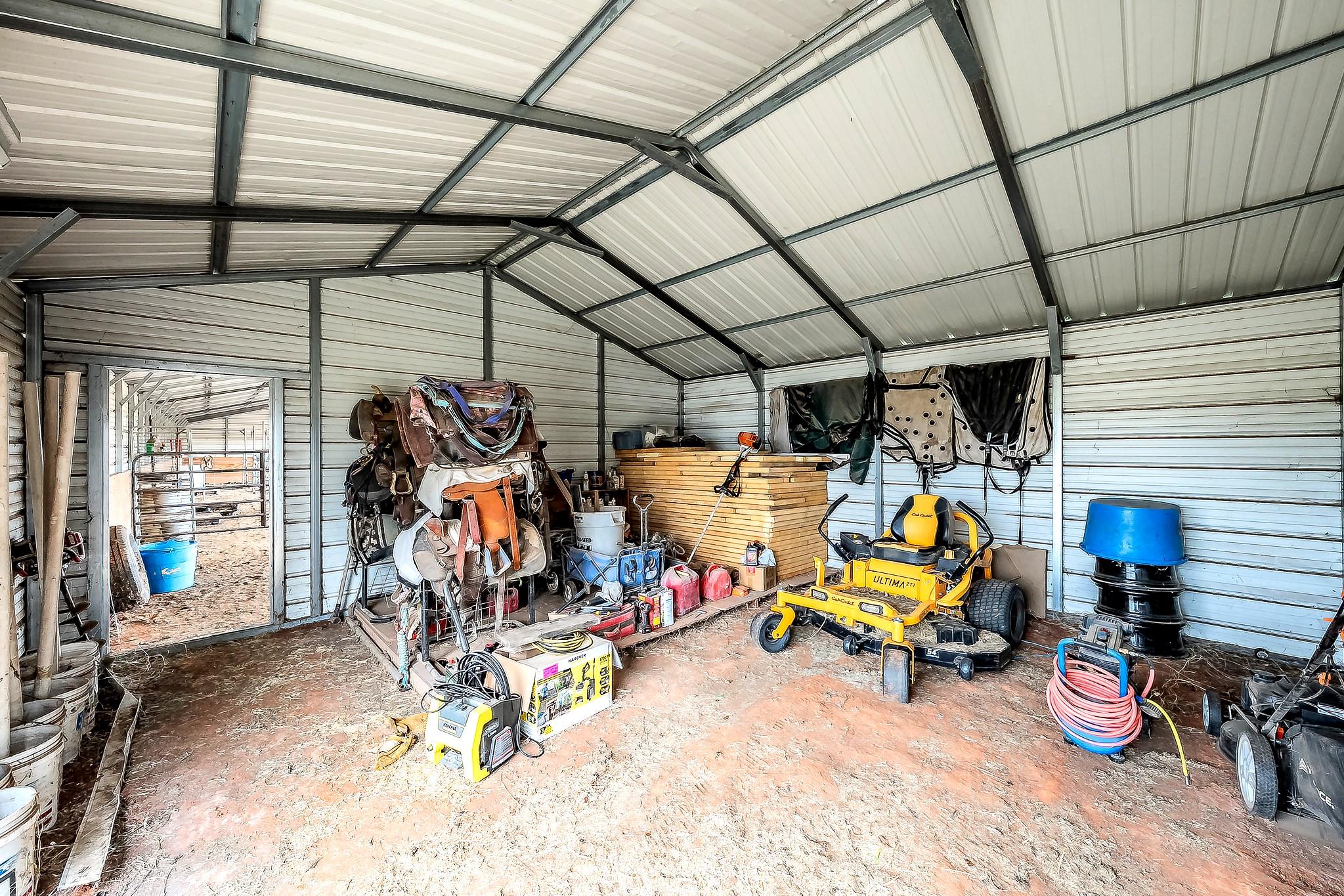 main property photo 27