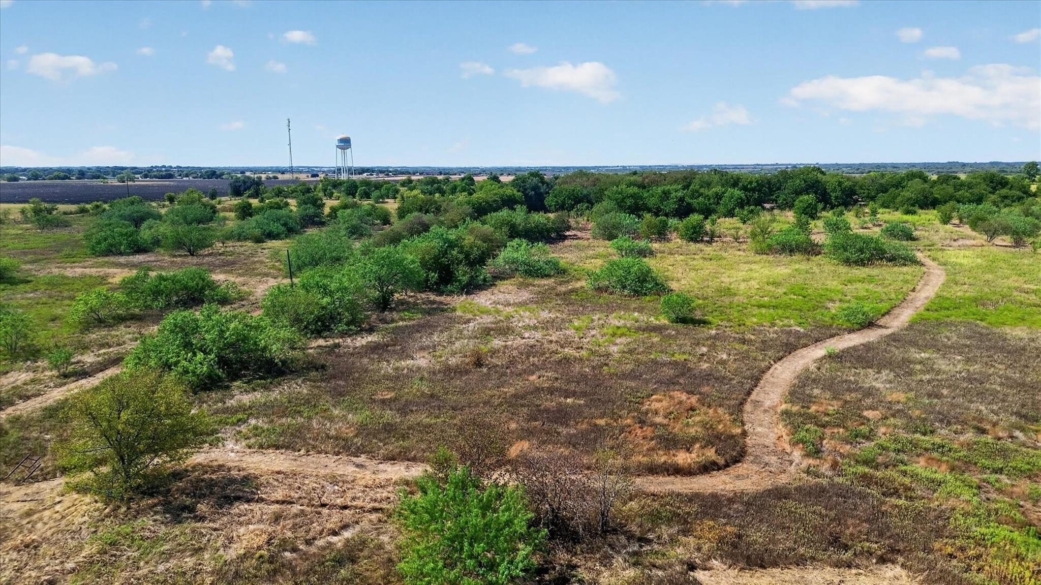 main property photo 7