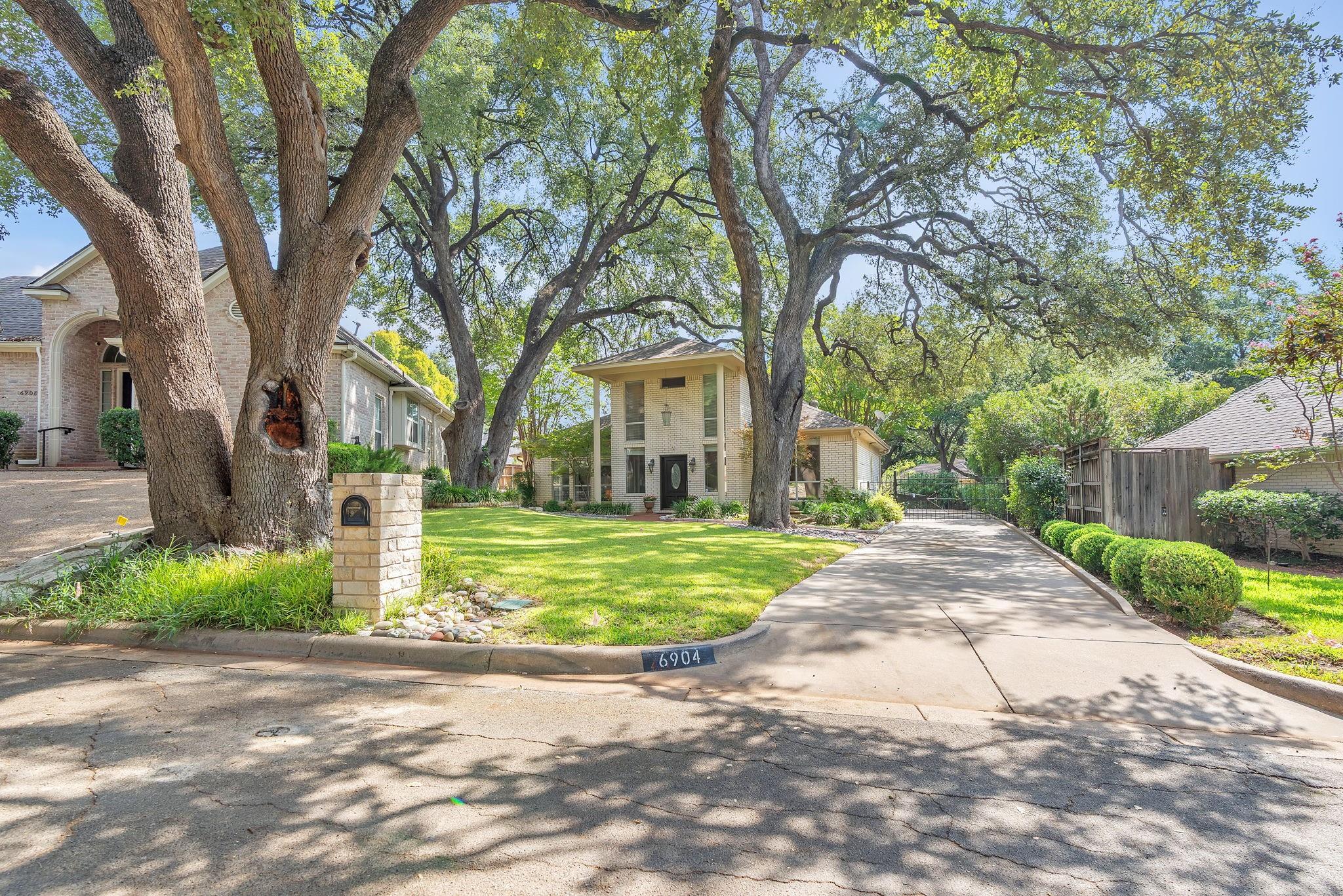 main property photo 28